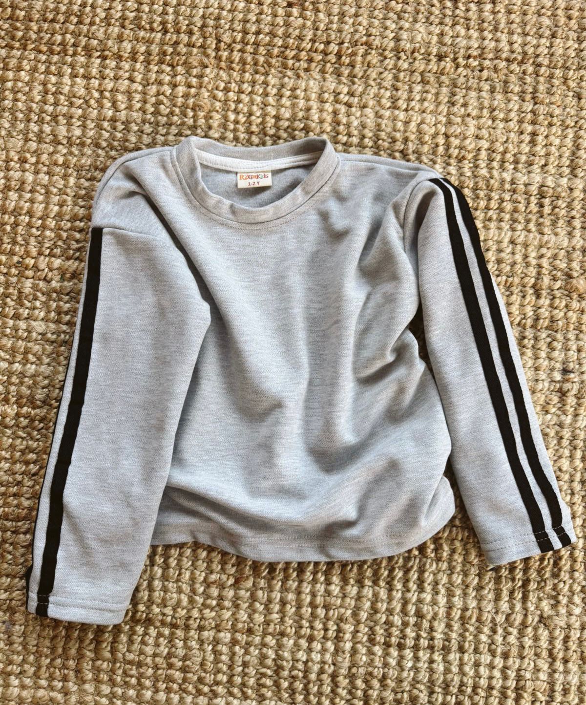 Kol Şeritli Basic Sweatshirtler
