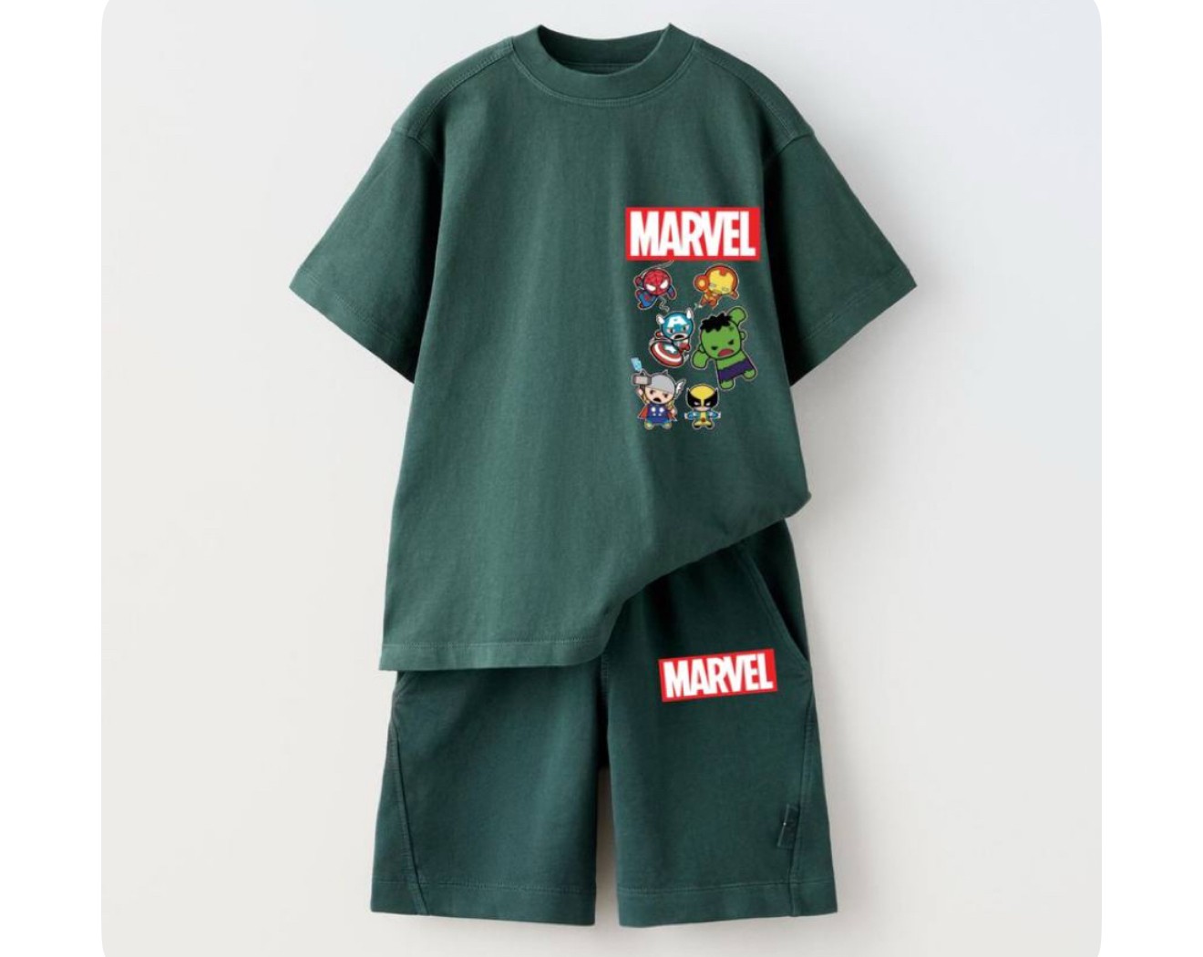 Marvel Şortlu Takım