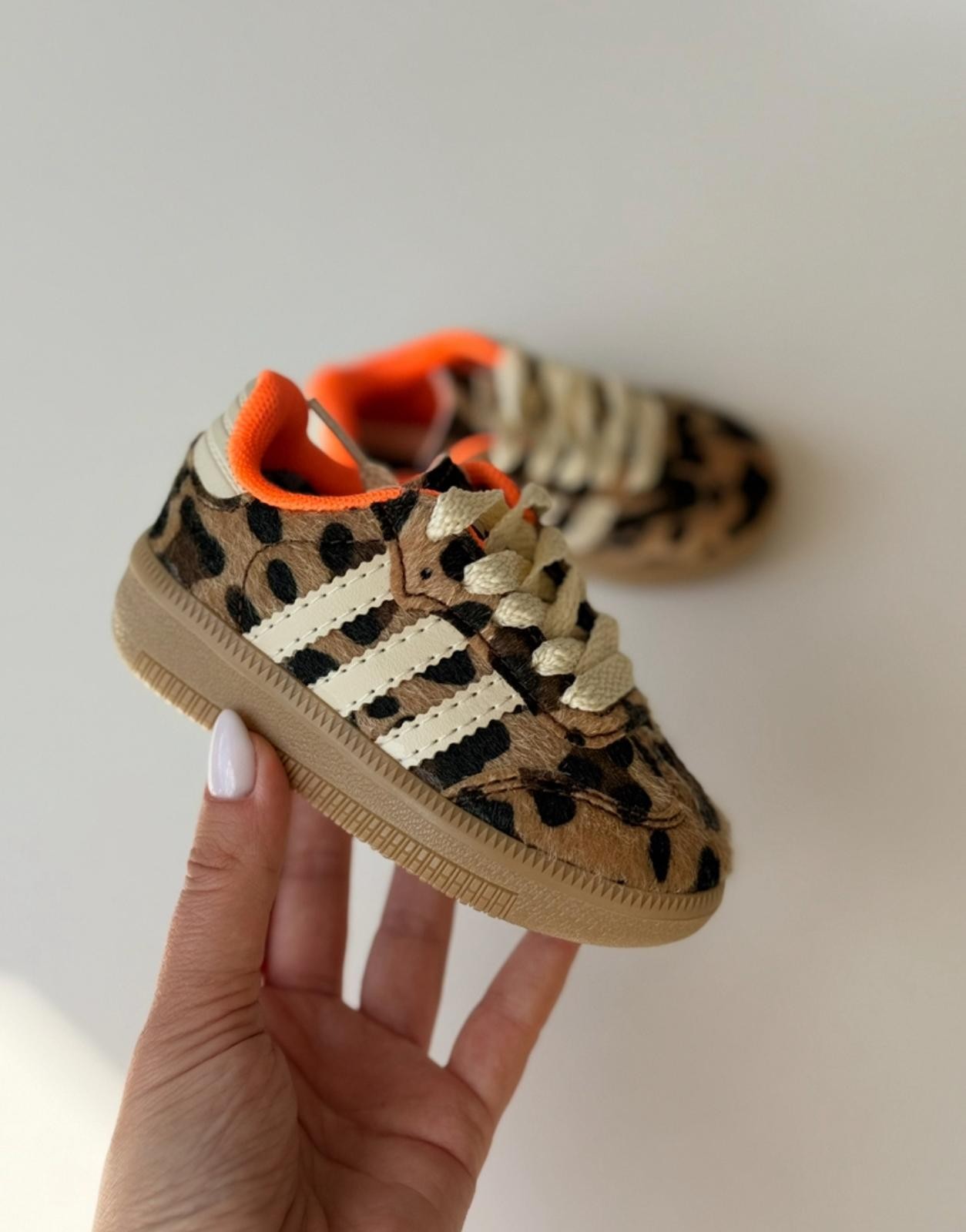 Leopar Desenli Çocuk Spor Ayakkabısı