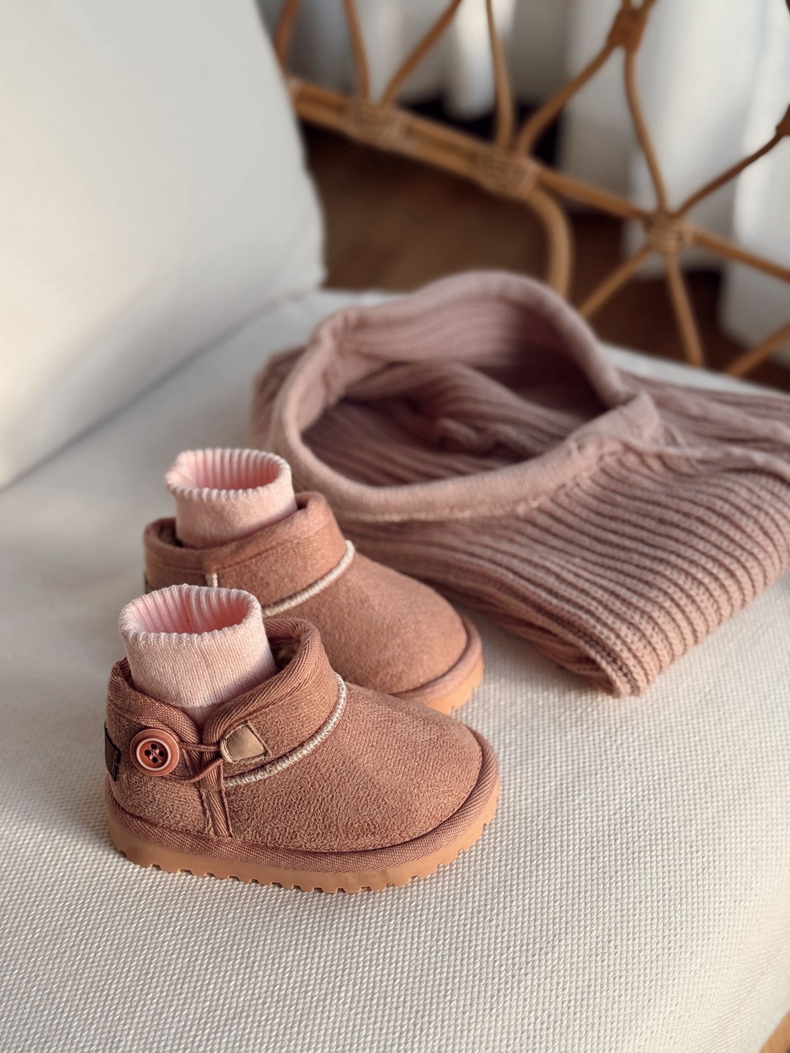 Pudra Kauçuk Taban Peluş Bot