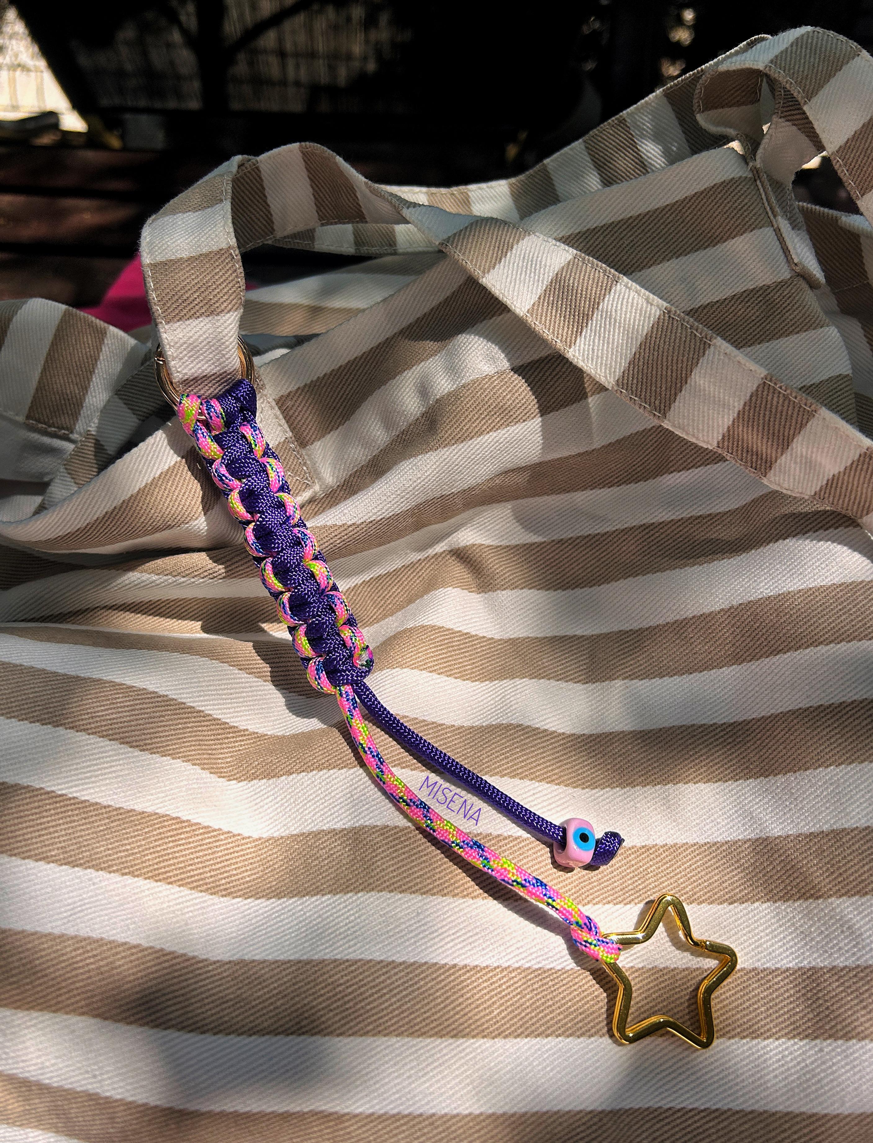 El Yapımı Paracord Anahtarlık Mor Pembe Sarı Aksesuarlı