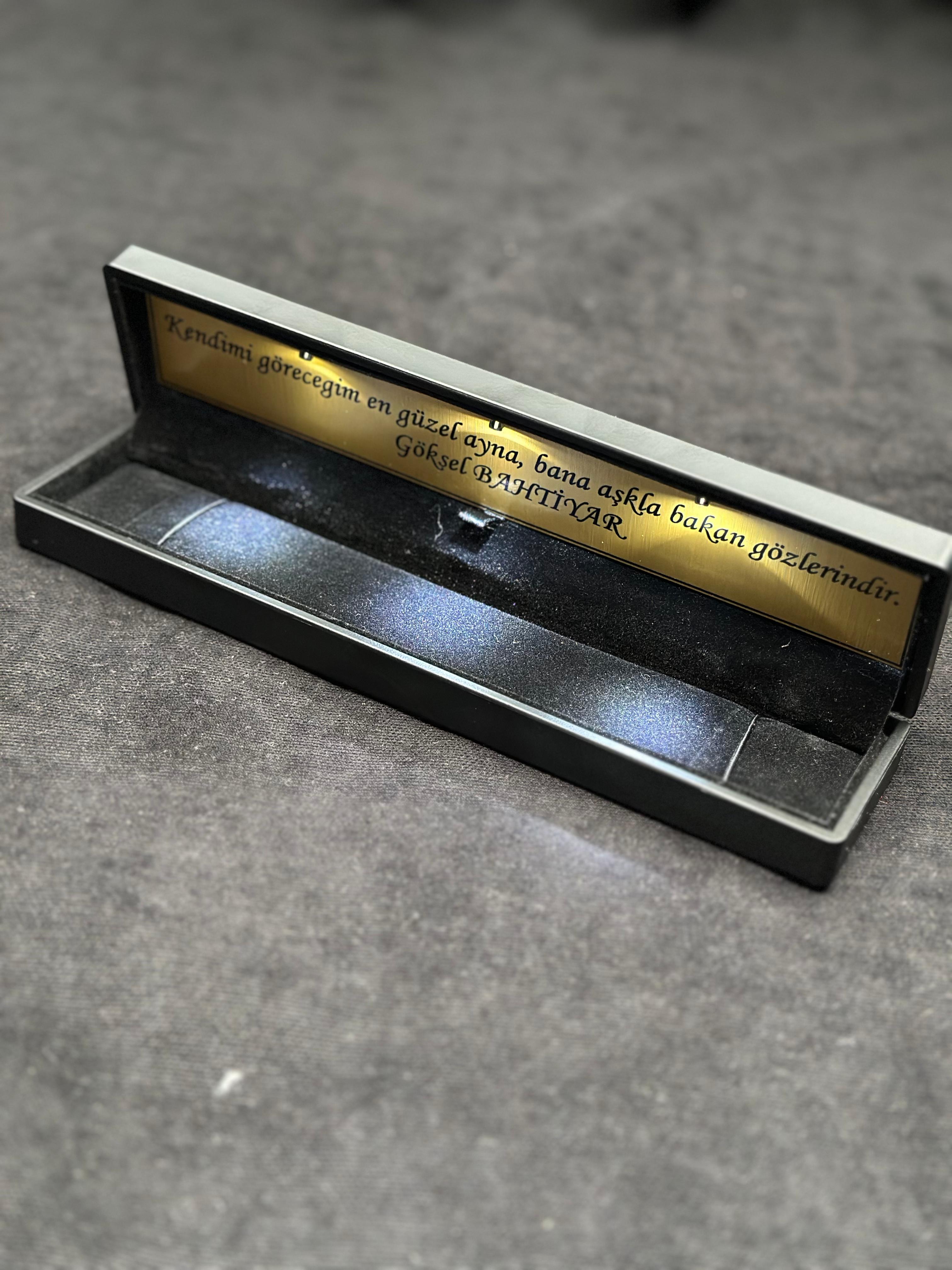 Kişiye Özel Led Işıklı Karekod Kutu