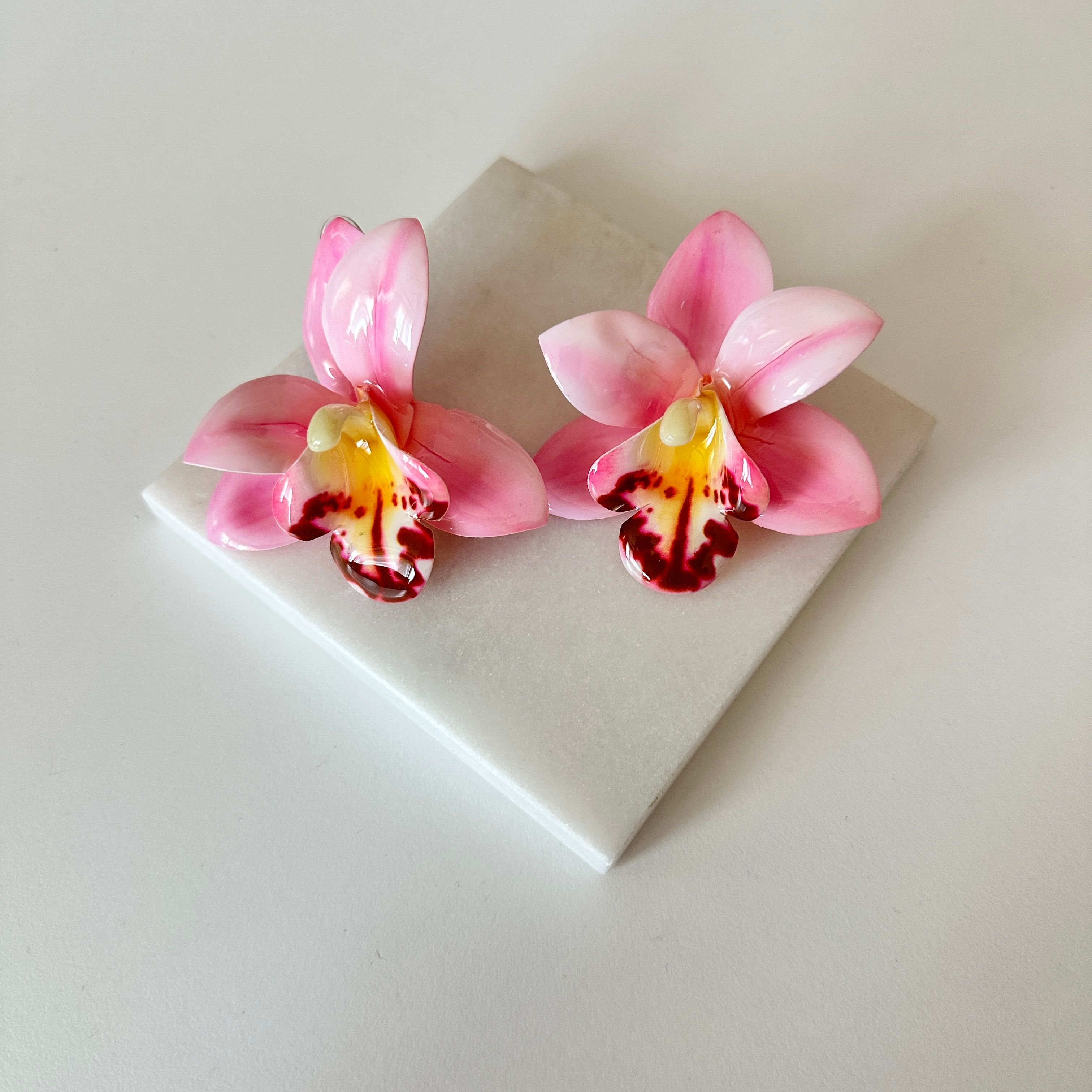 Toz Pembe Orkide Küpe