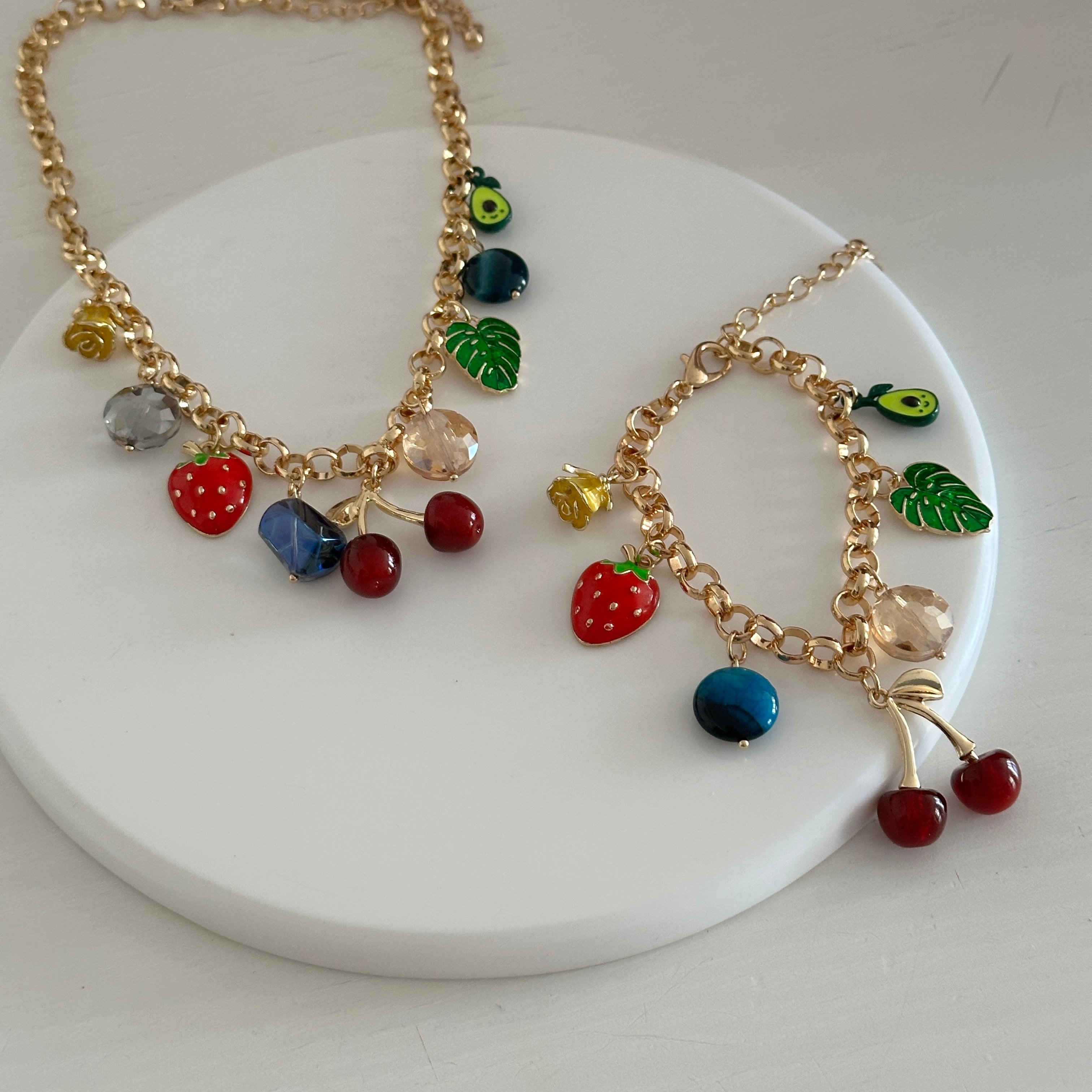 Kiraz Charm Set