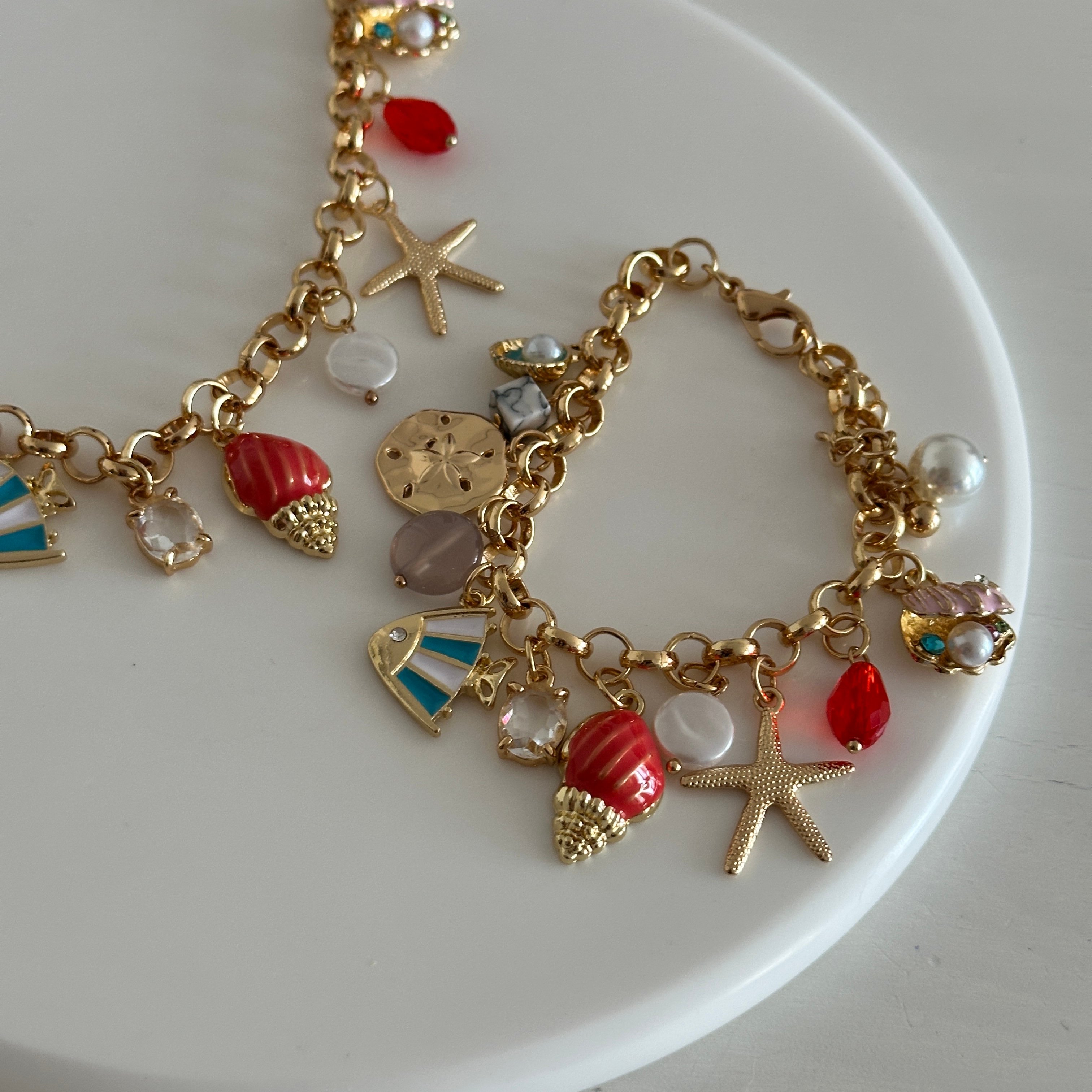 Kırmızı Deniz Kabuğu Charm Set