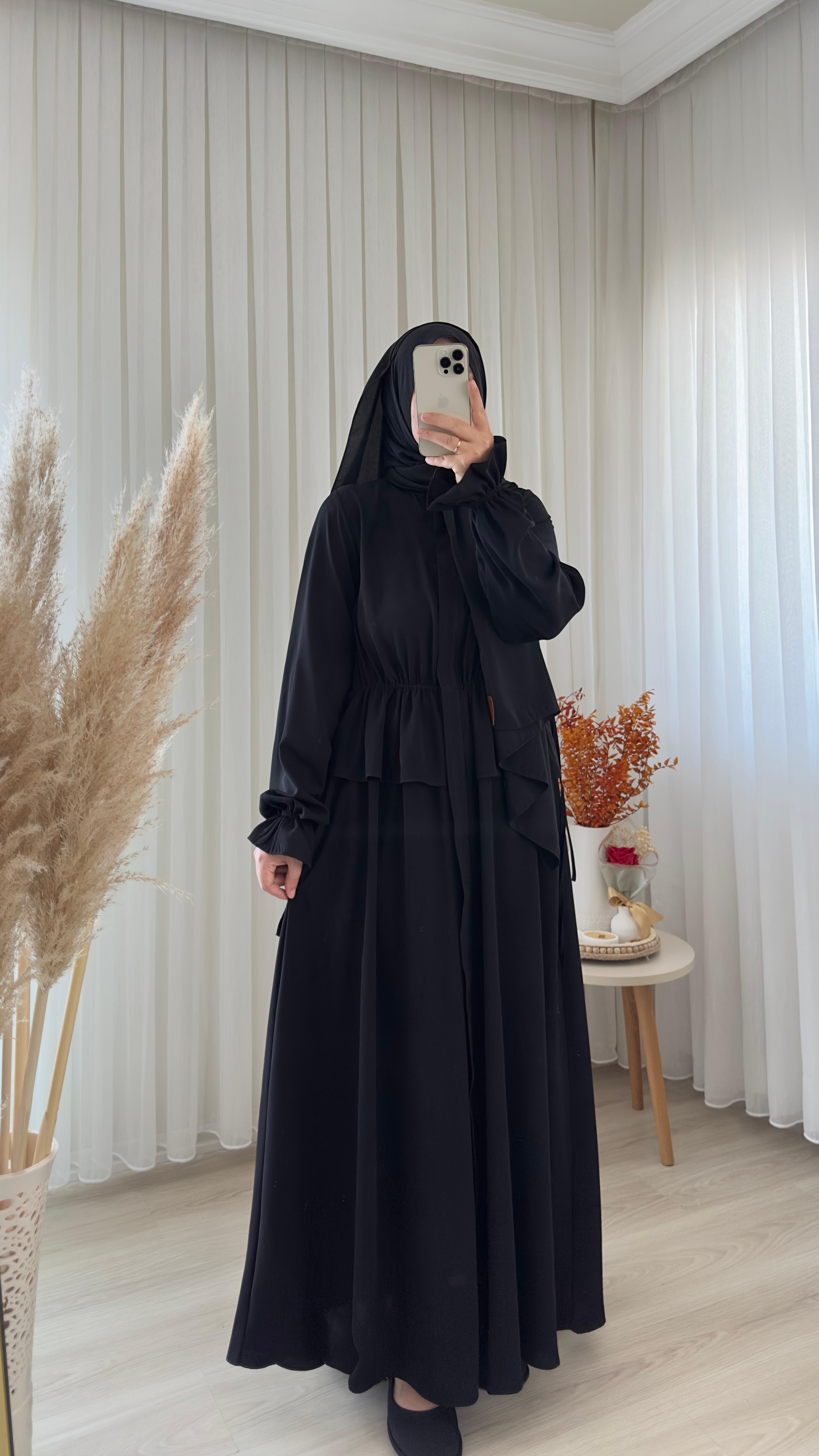 Hanne Ferace - SİYAH