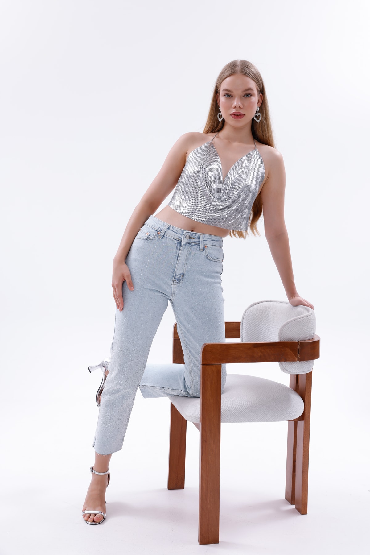 Işıltılı Taş Detaylı Yüksek Bel Mom Fit Jean Pantolon  