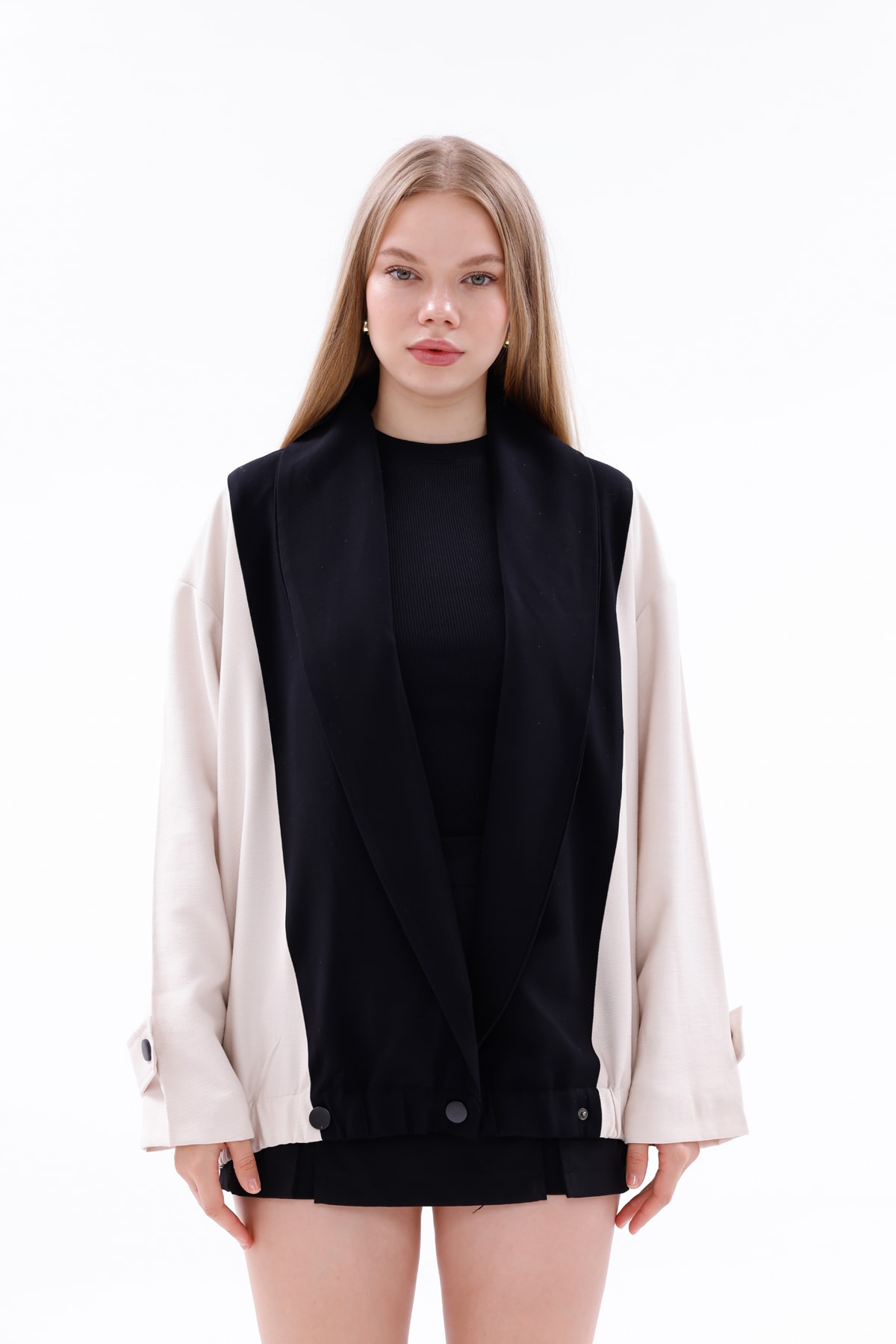 Oversize Kontrast Detaylı Ceket – Siyah Ekru
