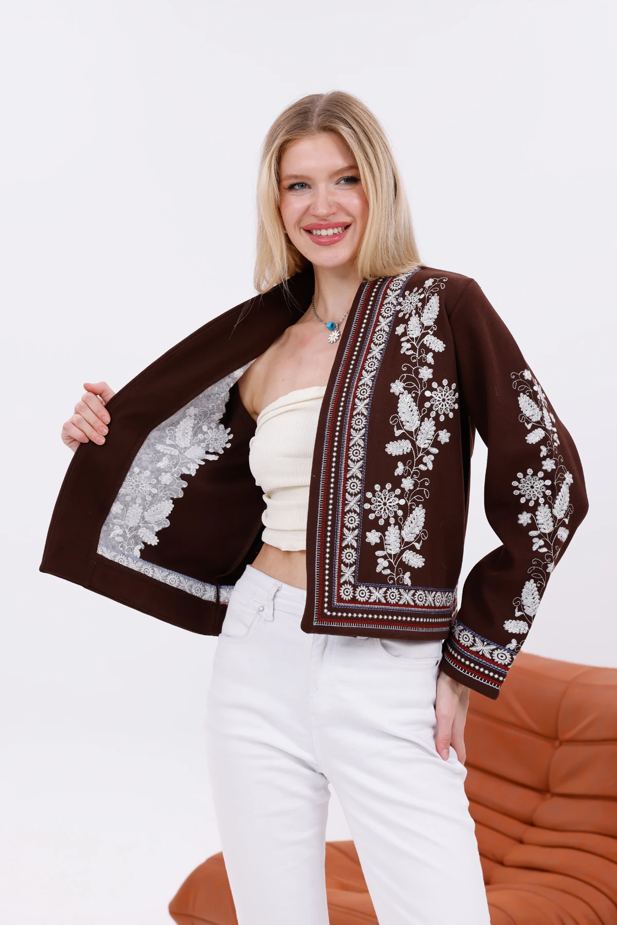 Etnik Nakış Detaylı Koton Ceket 