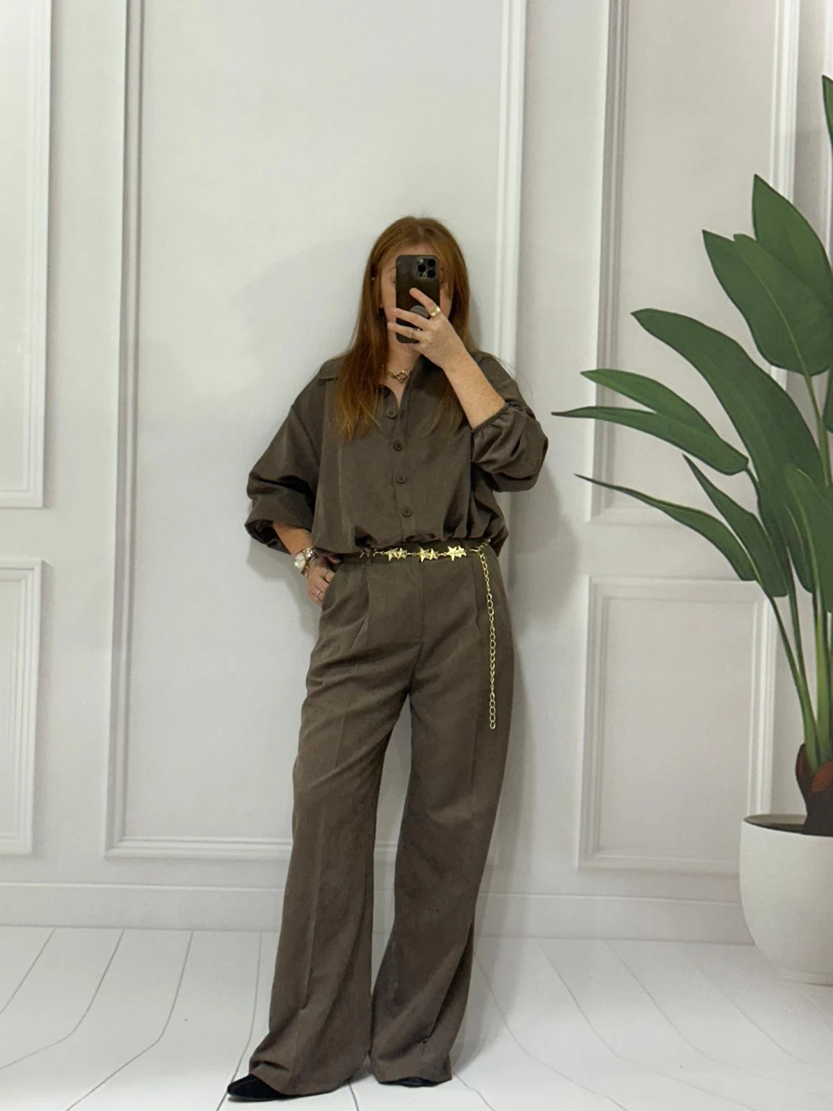 Kahve Oversize Gömlek ve Yüksek Bel Kumaş Pantolon Takım