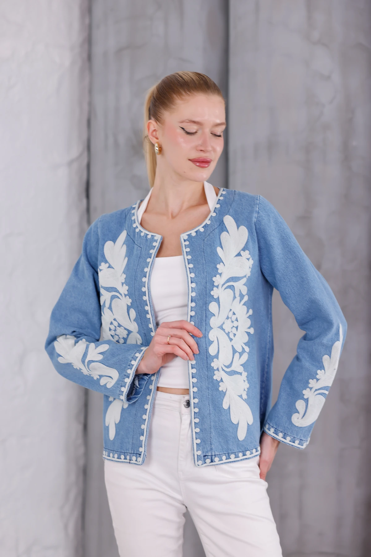 Bohem Nakış Detaylı Denim Ceket