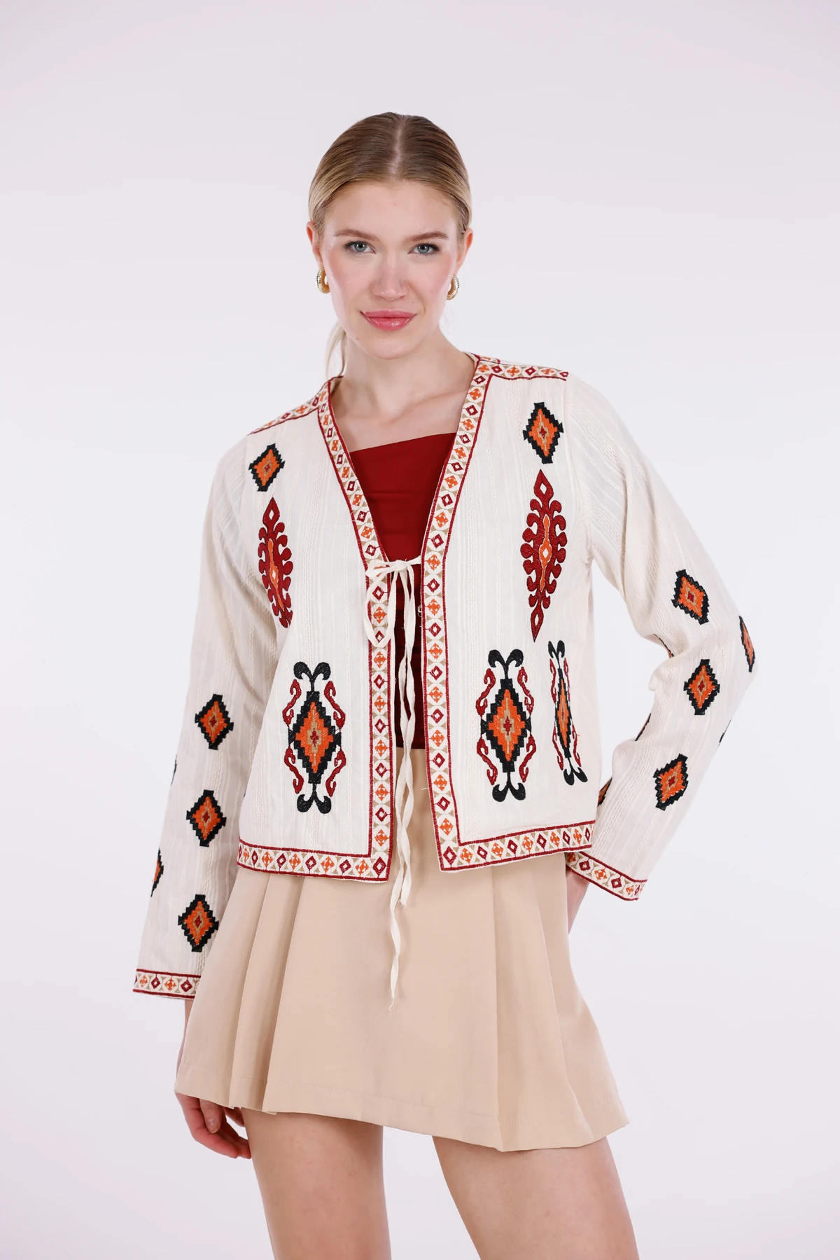 Etnik Desenli Keten Görünümlü Gömlek 