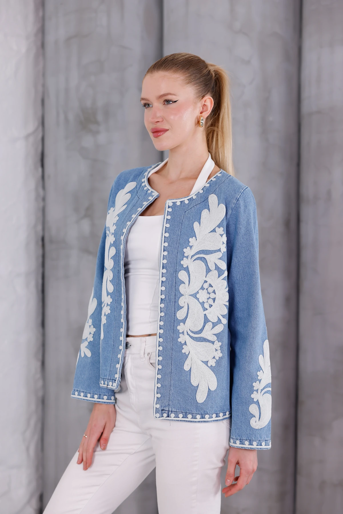 Bohem Nakış Detaylı Denim Ceket