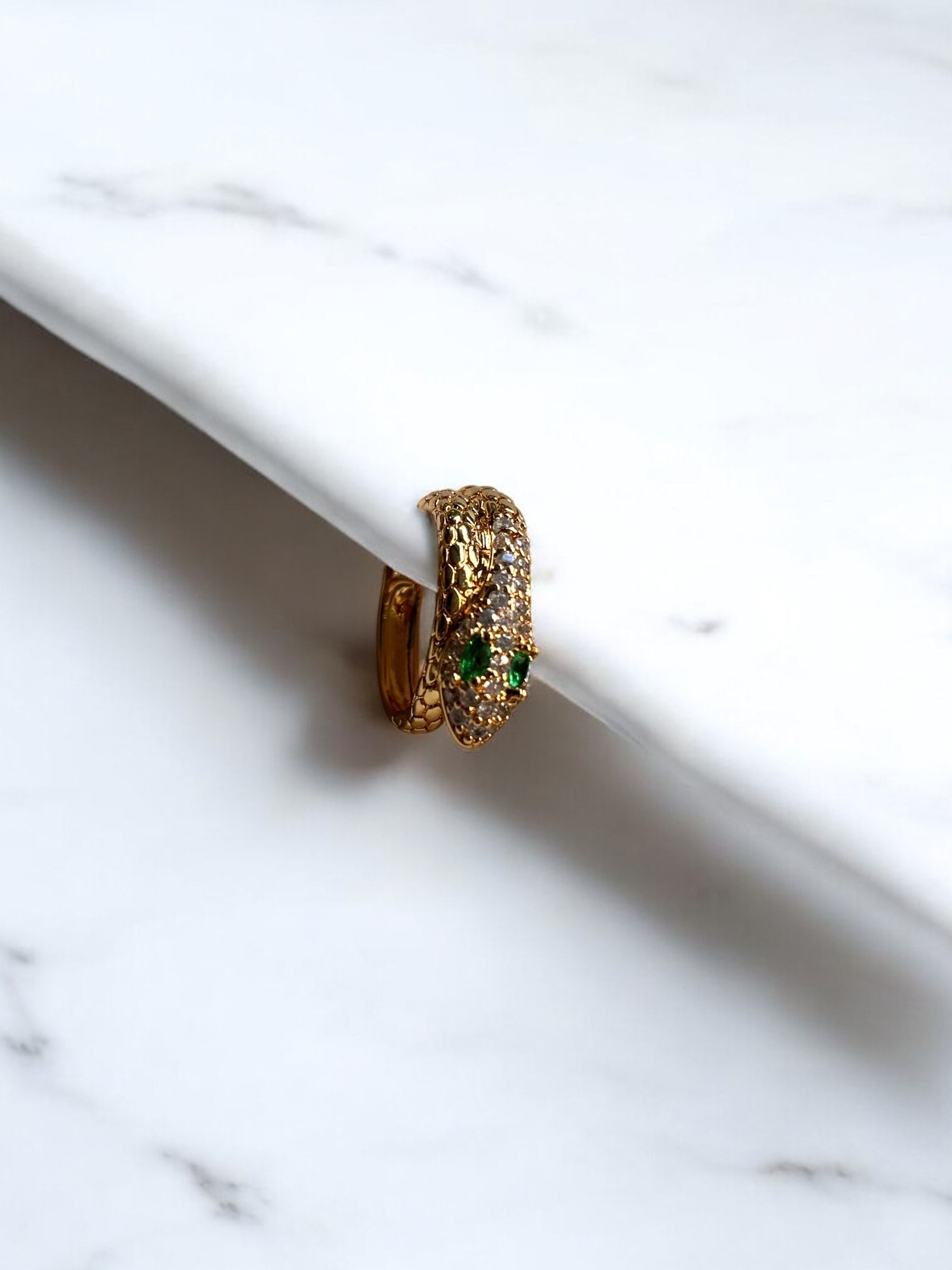 Zanira Earcuff