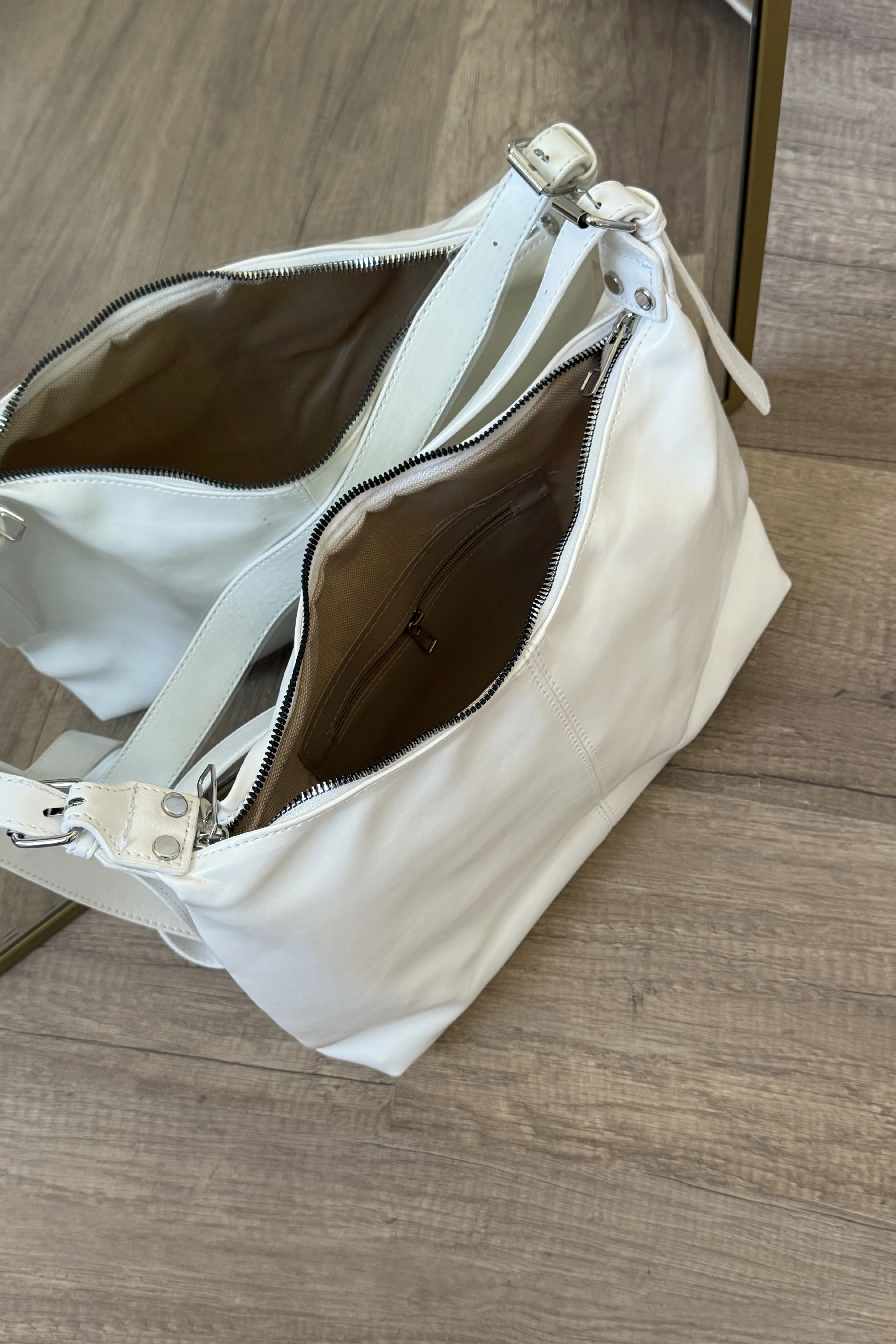 Salaş Büyük Boy Çapraz Kadın Omuz Çanta Nova ST0047