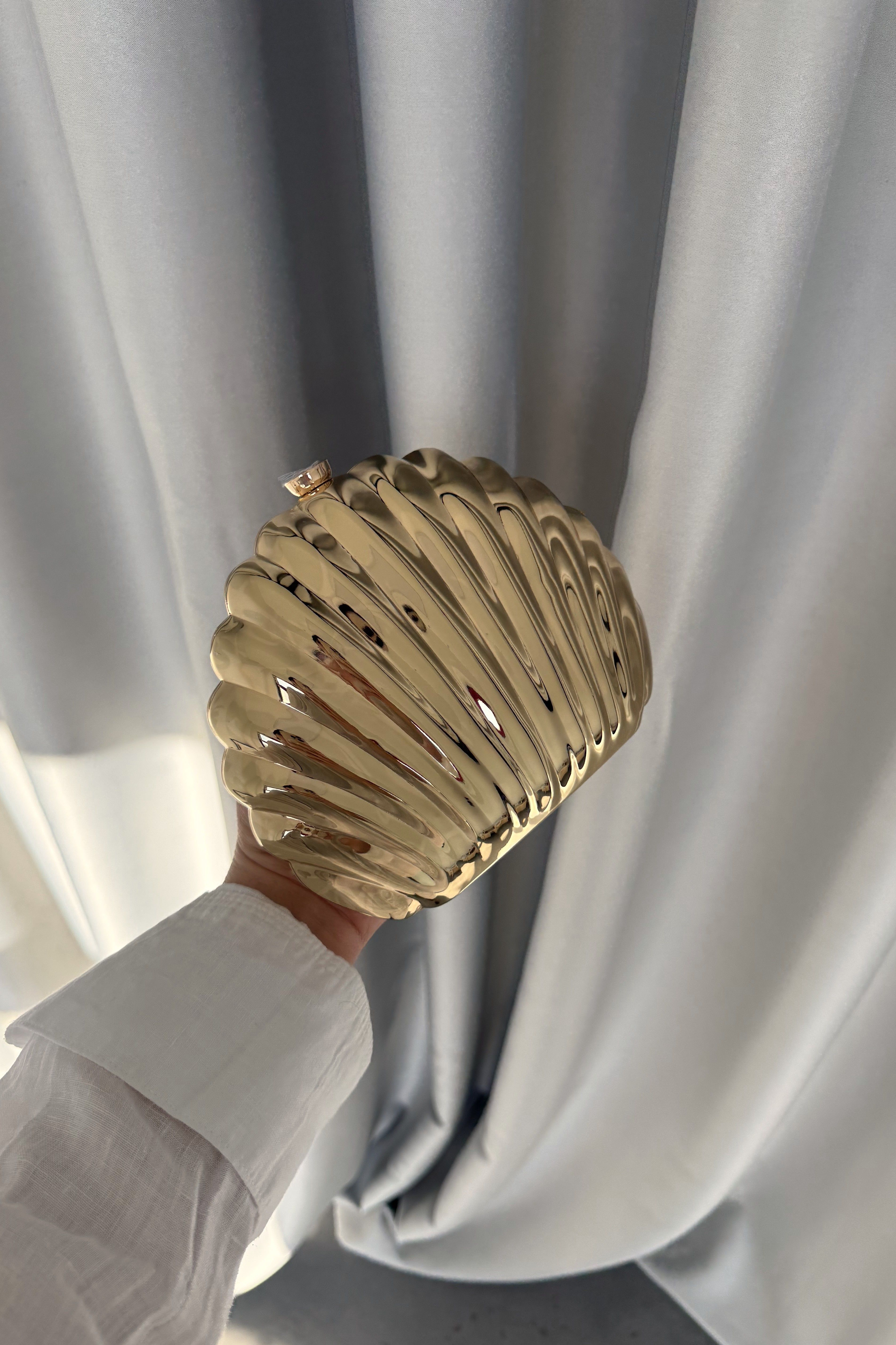 İstiridye Model Abiye Çanta Gold (Özel Stok)