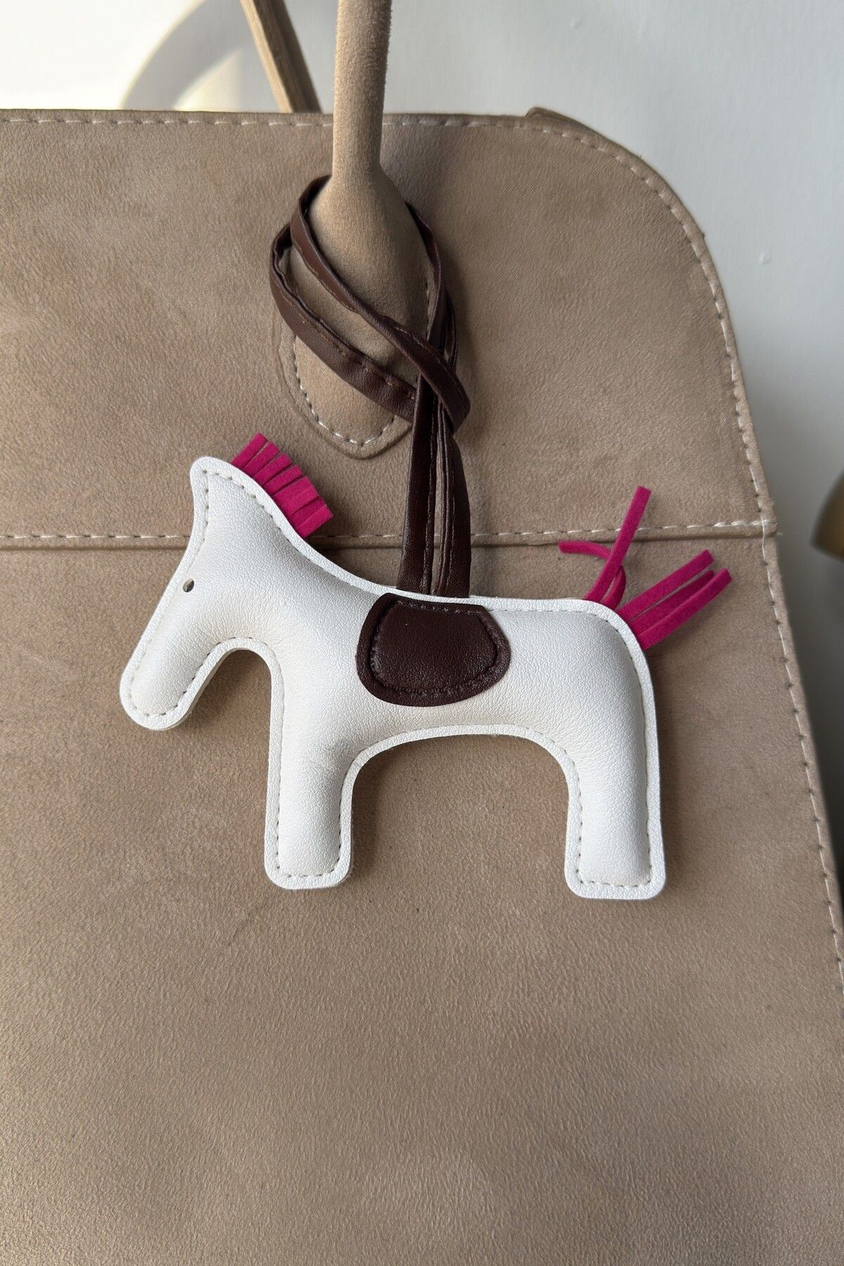 Horse Charm Anahtarlık Aksesuar Beyaz