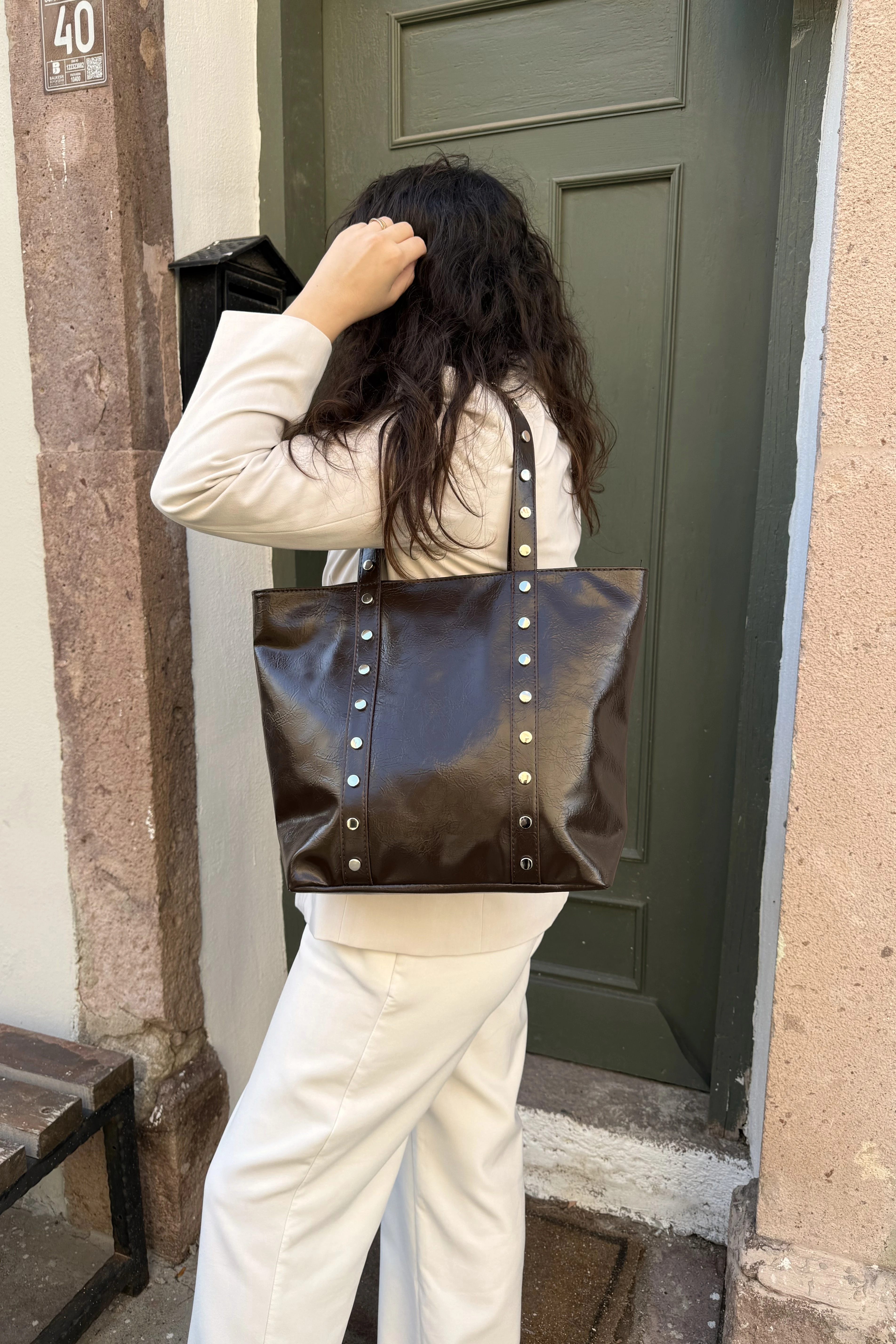 Zımbalı Salaş Kadın Shopper Omuz Çantası Yvette ST0044 - Acı Kahve