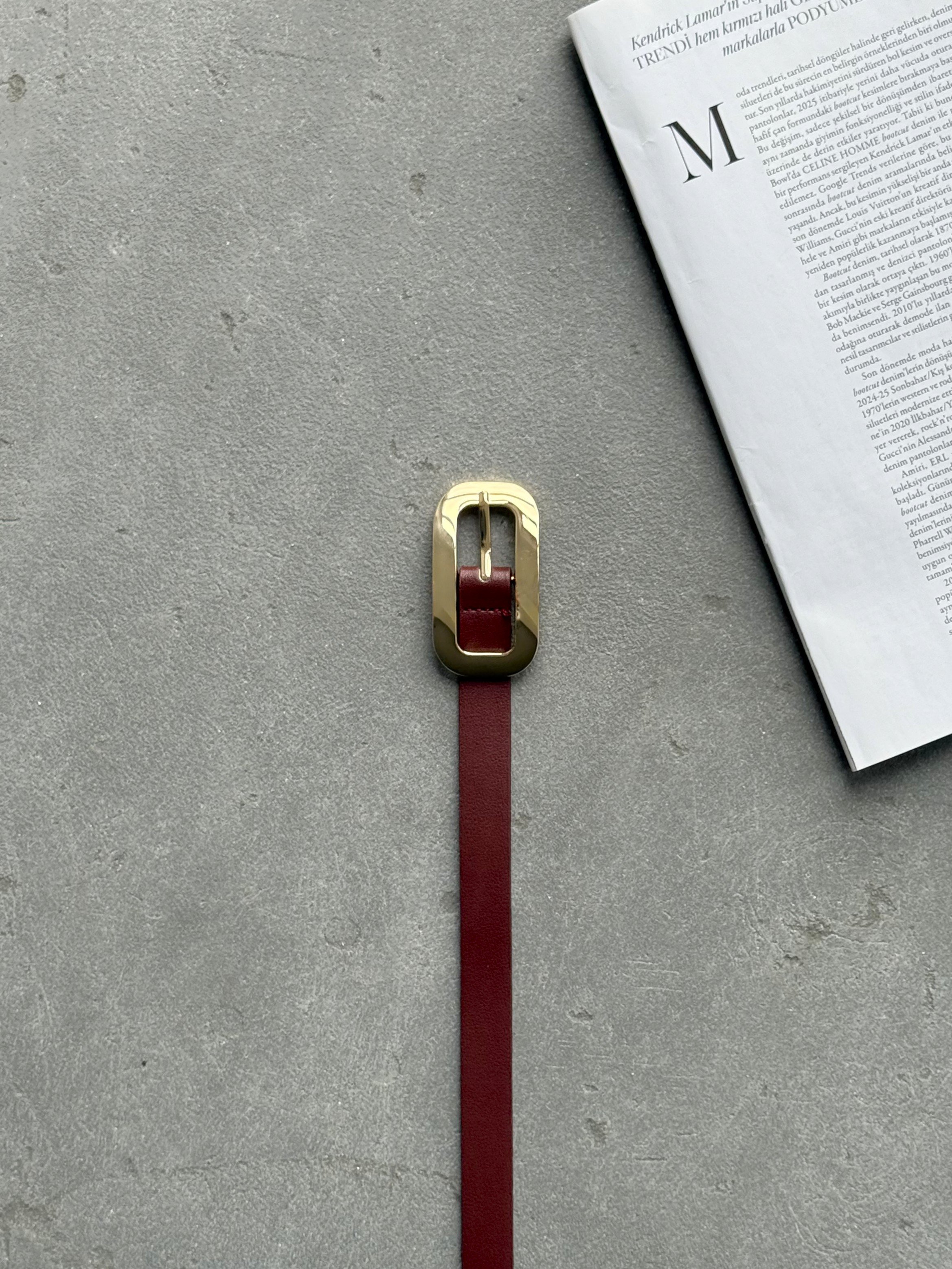 Gold Oval Büyük Tokalı Kadın Kemer Babs Bordo
