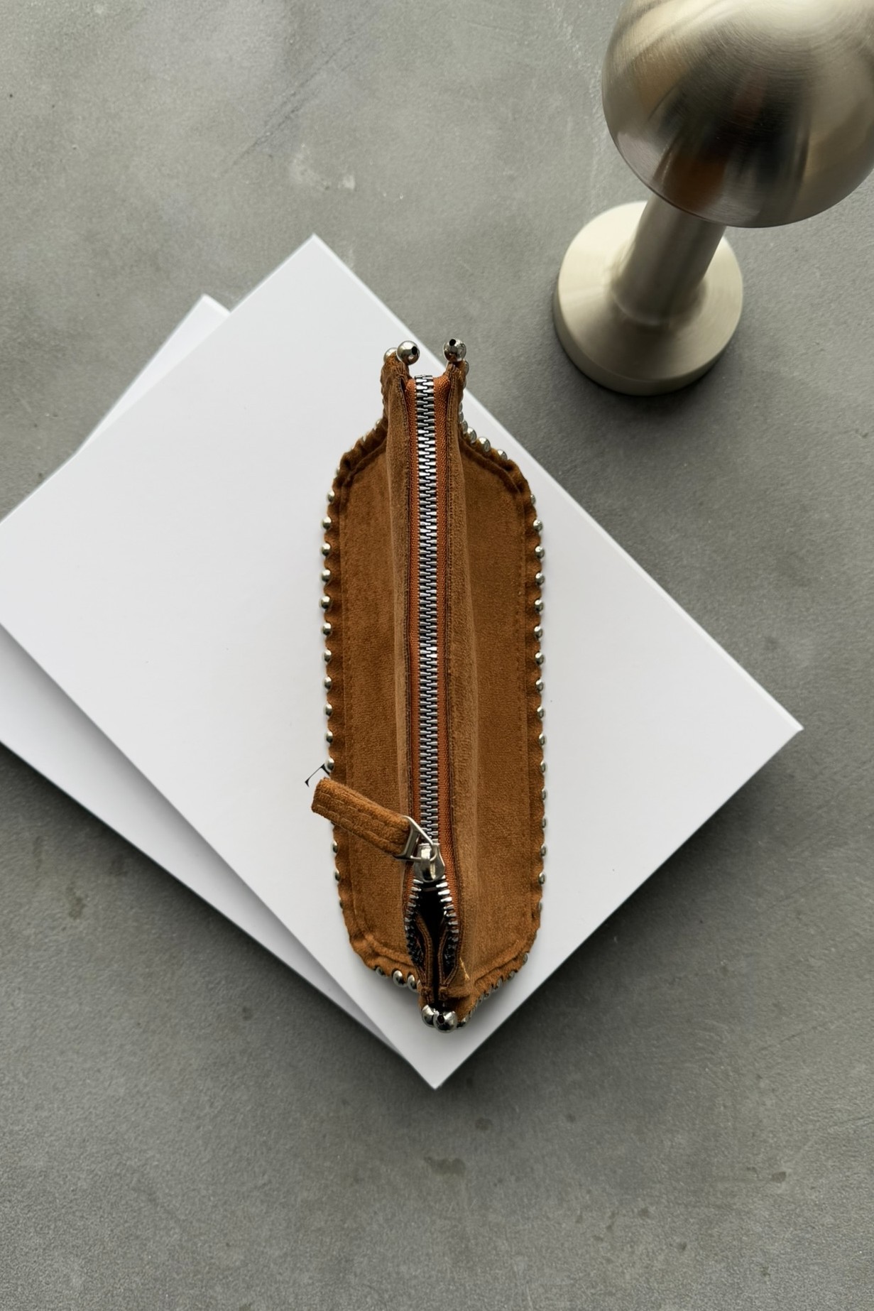 Boncuklu Clutch 3 Gözlü Kadın El ve Omuz Çantası Estelle Süet Taba (Sezon Sonu)