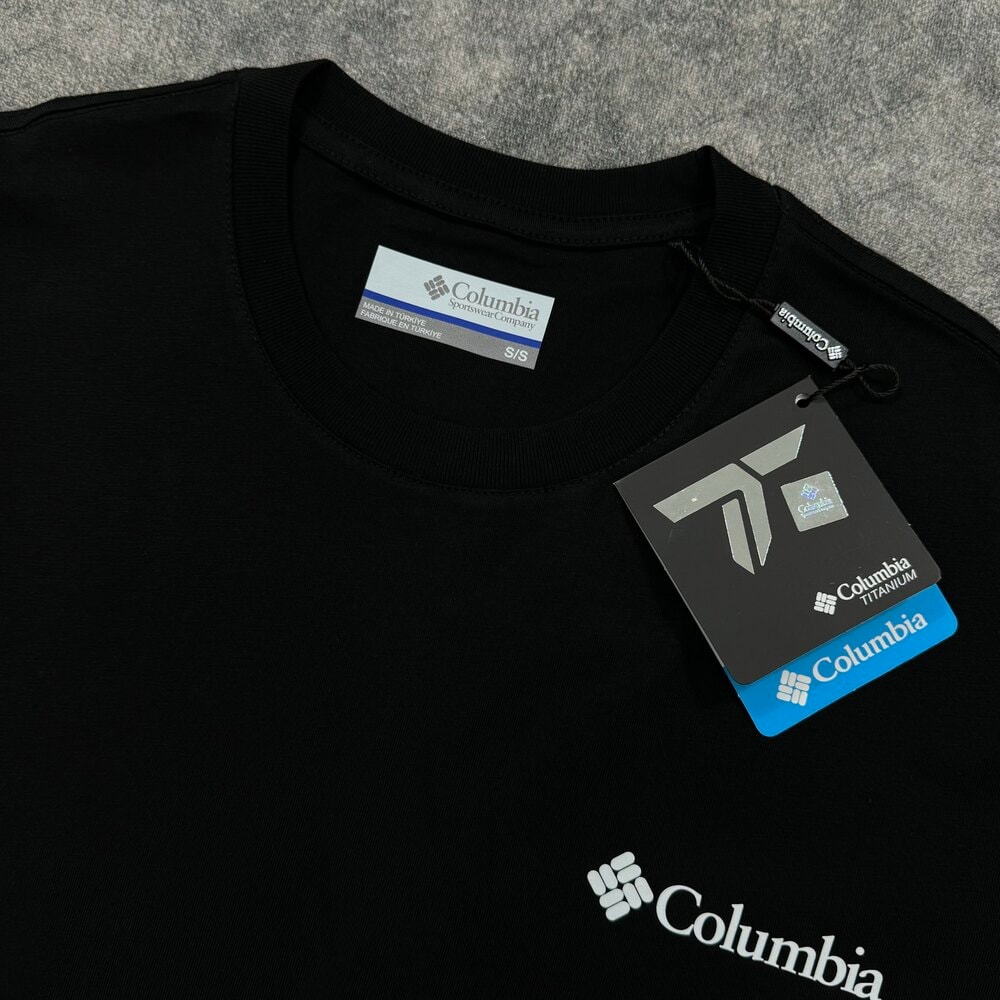 Columbia Big Print Basic T-Shirt/Siyah