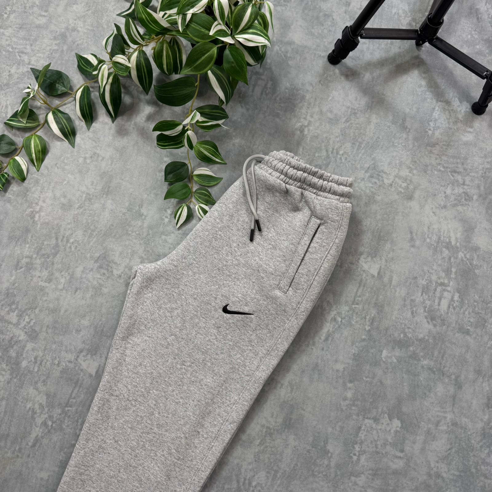 Nike Basic Nakış Logo Eşofman 