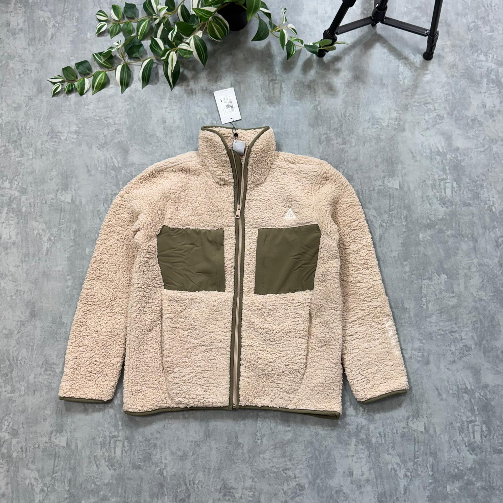 Nike Acg Yeni Sezon Sherpa  - Bej main variant image