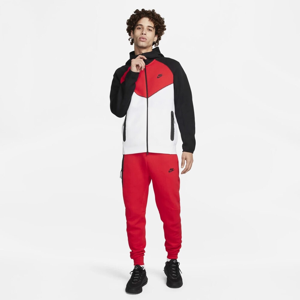Nike Tech Fleece New Season Jogger/Red