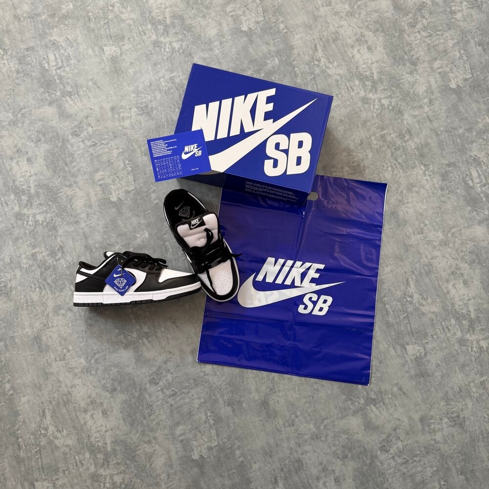 Nike Dunk Low Sneakers/Siyah-Beyaz image