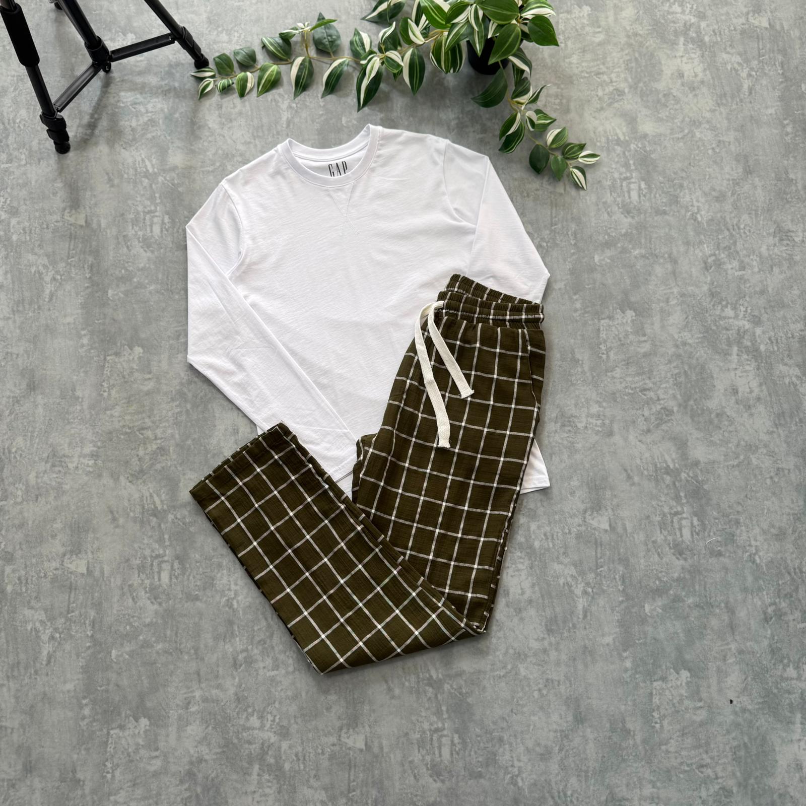 Gap Yeni Sezon Ekoseli Pijama Takımı - Haki image