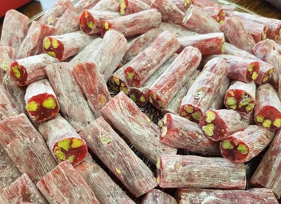 Extra Bol Antep Fıstıklı Narlı Fitil Parmak Lokum