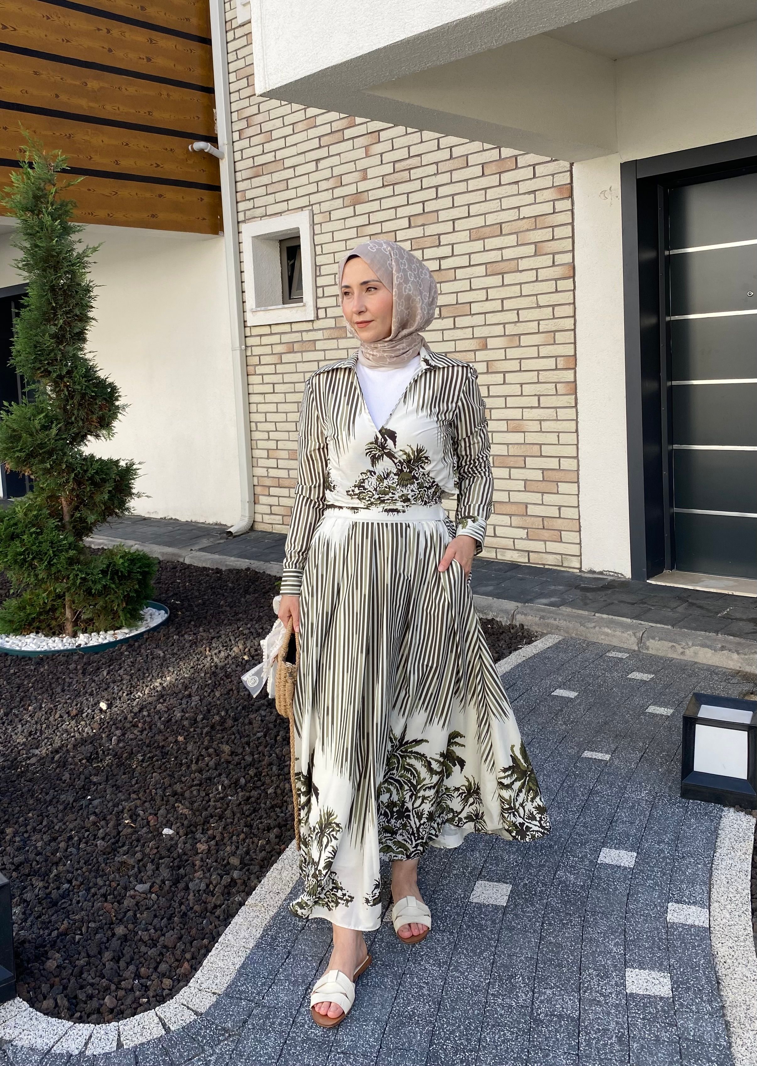 DUBAİ ETEKLİ TAKIM YEŞİL