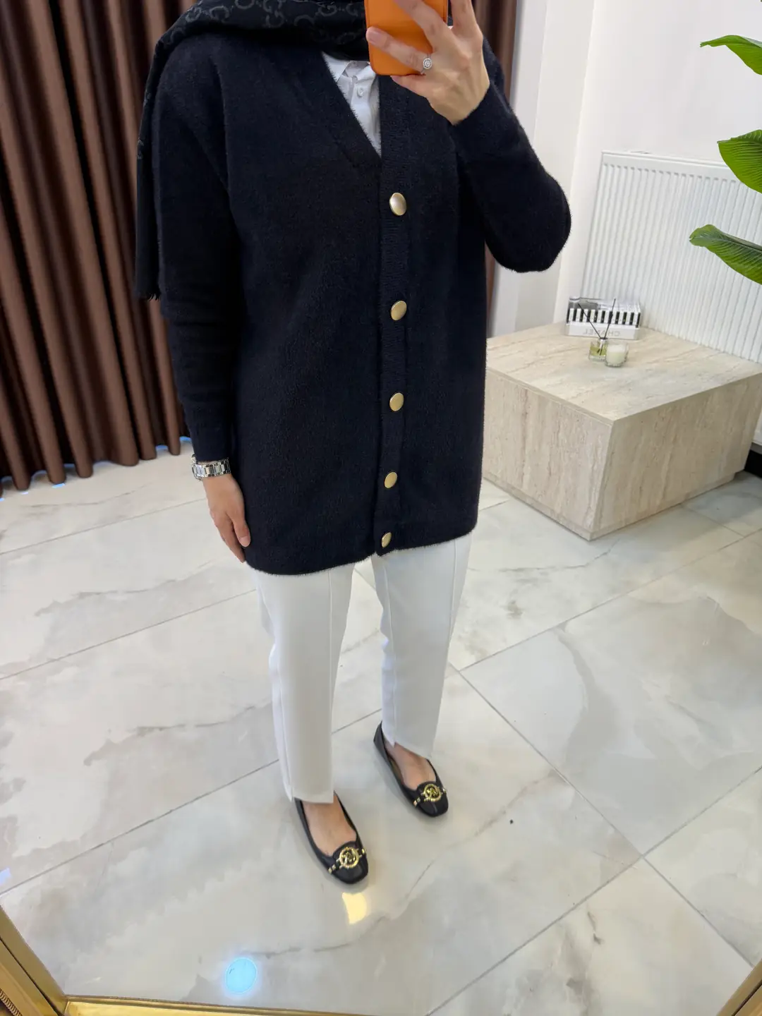 V YAKA ANGORA HIRKA SİYAH