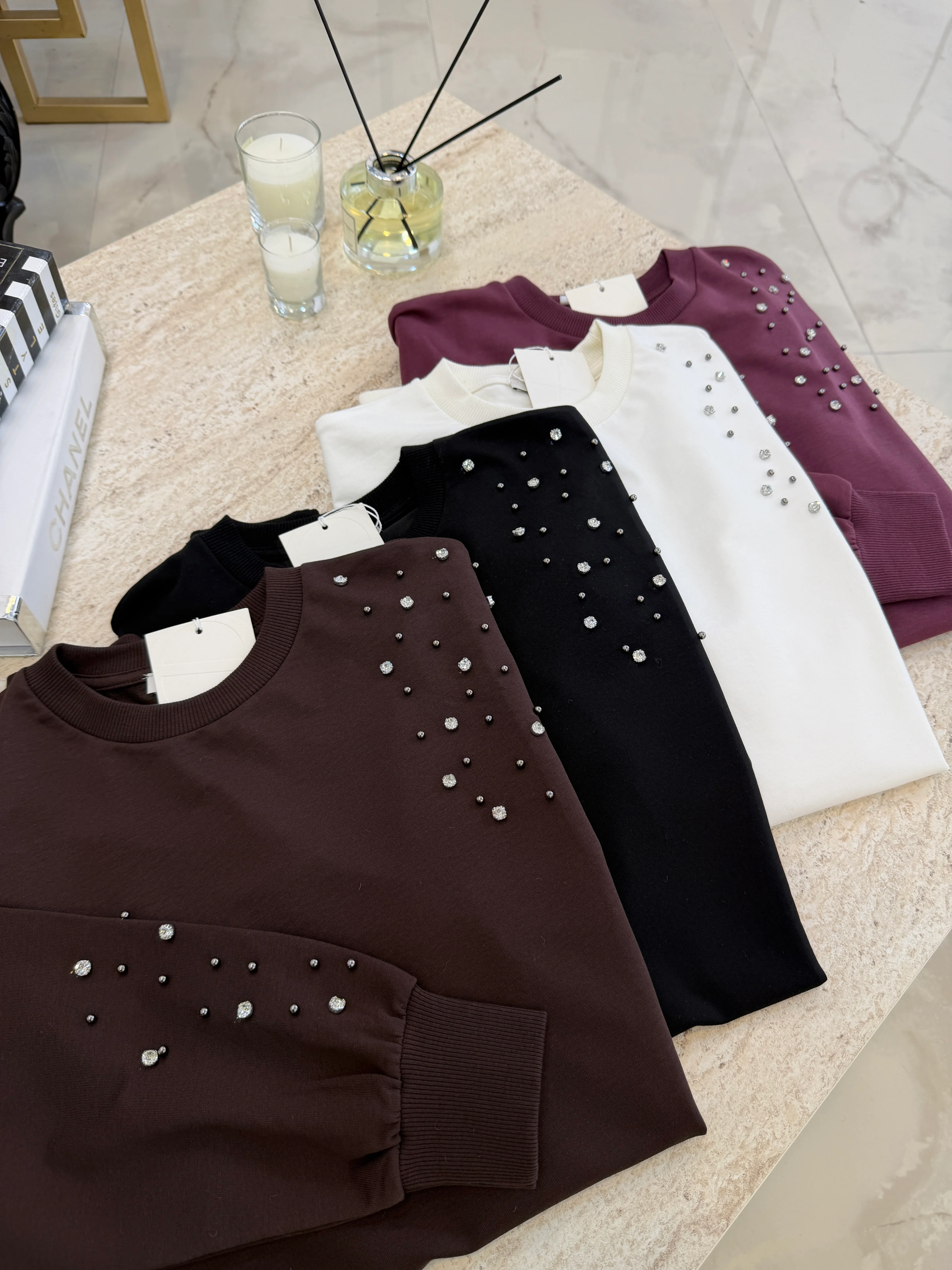 ALMİRA TAŞLI SWEAT SİYAH