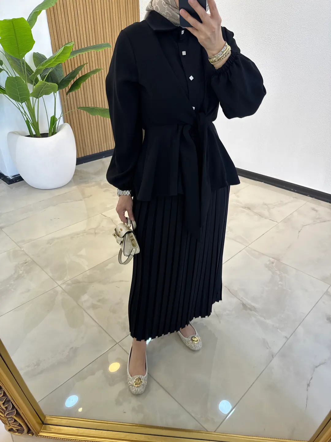 PLİSELİ TAŞLI TAKIM SİYAH