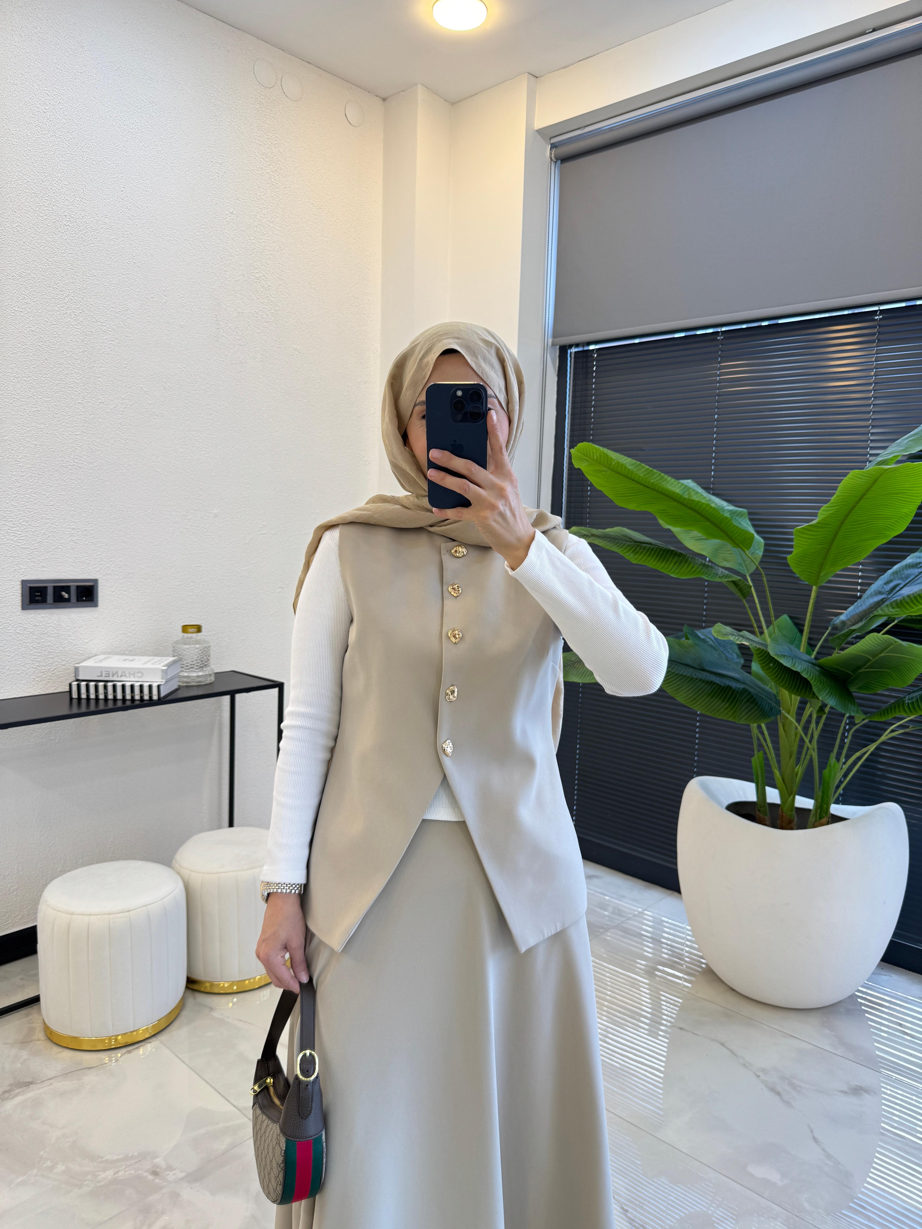 SARAH YELEKLİ TAKIM BEJ