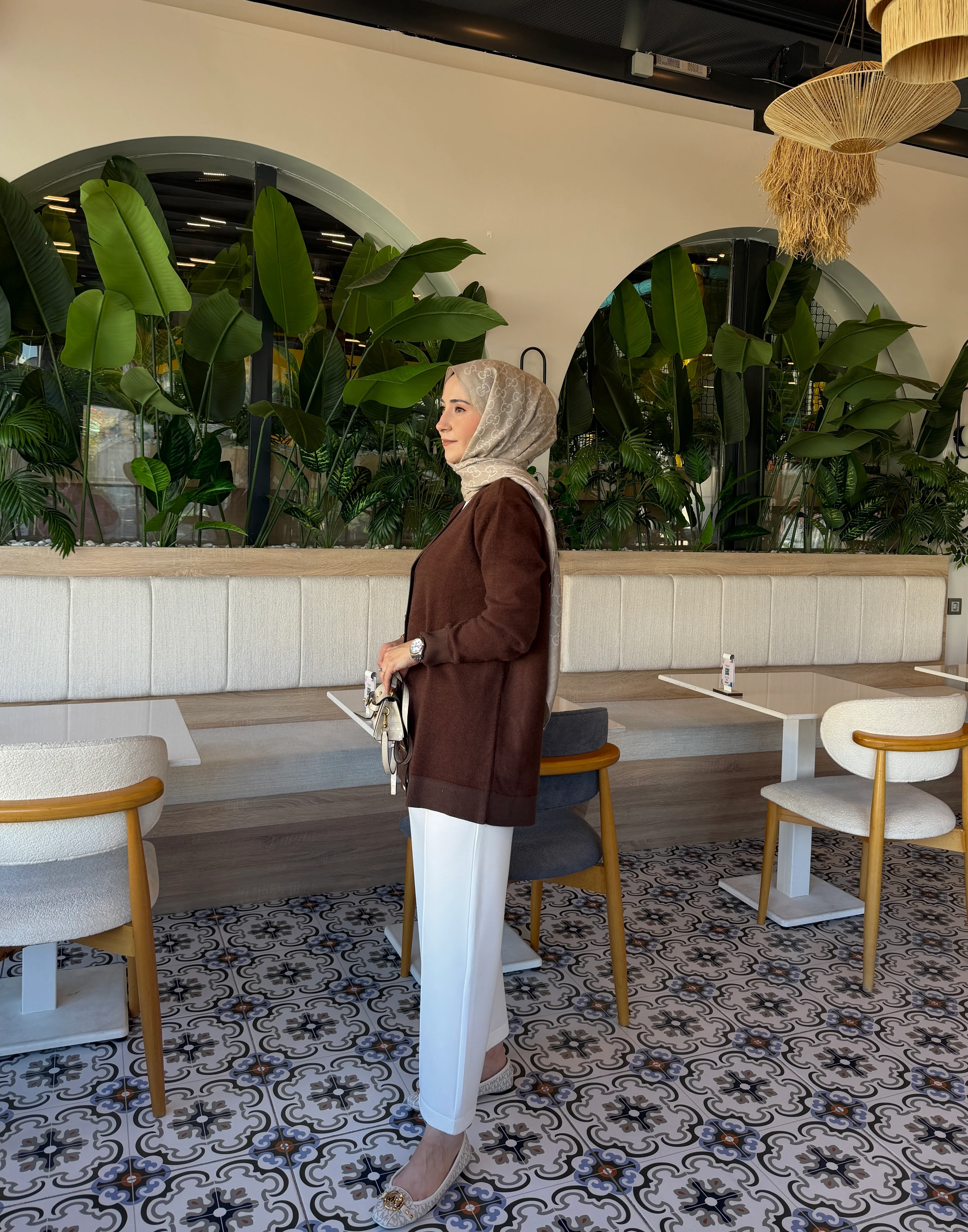 V YAKA ANGORA HIRKA KAHVE