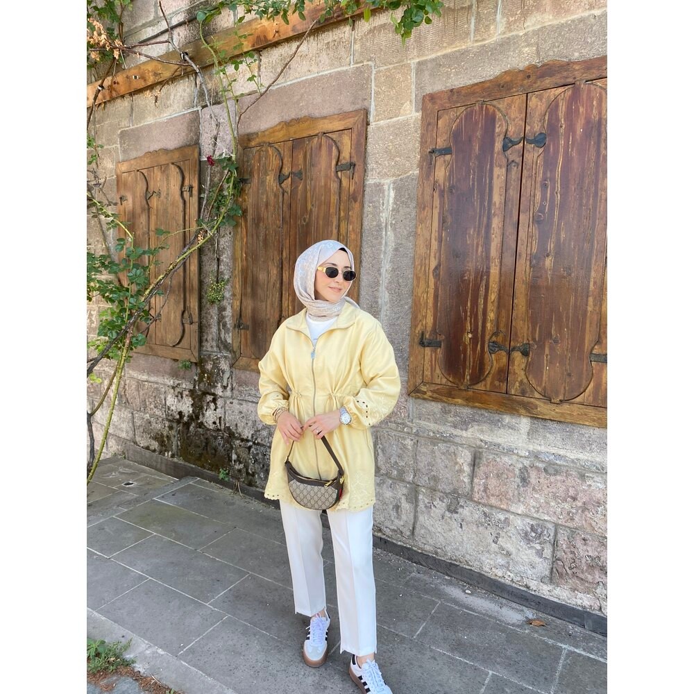 NAKIŞ İŞLEMELİ CEKET SARI