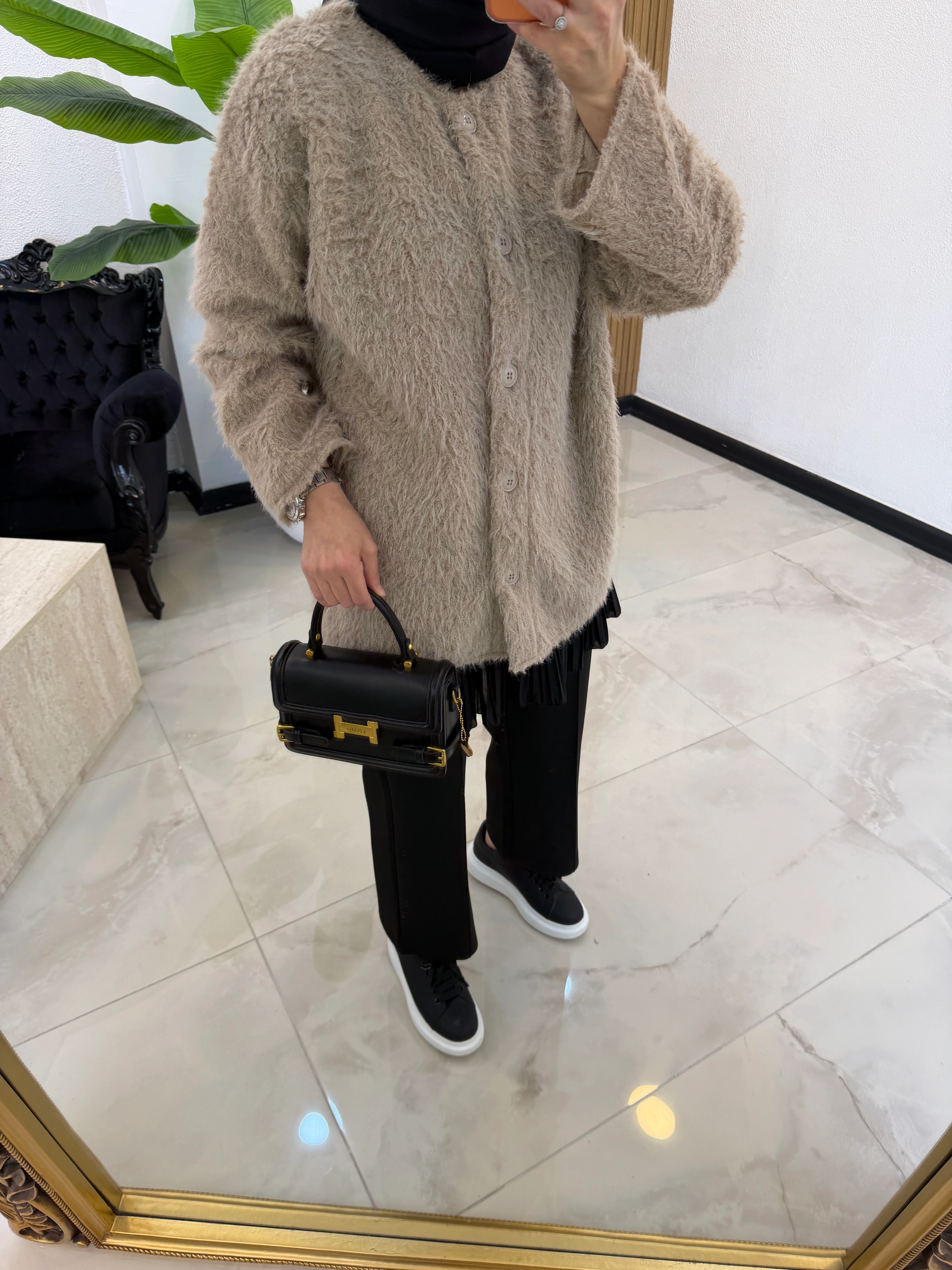 ATKILI YUMUŞ KAP VİZON