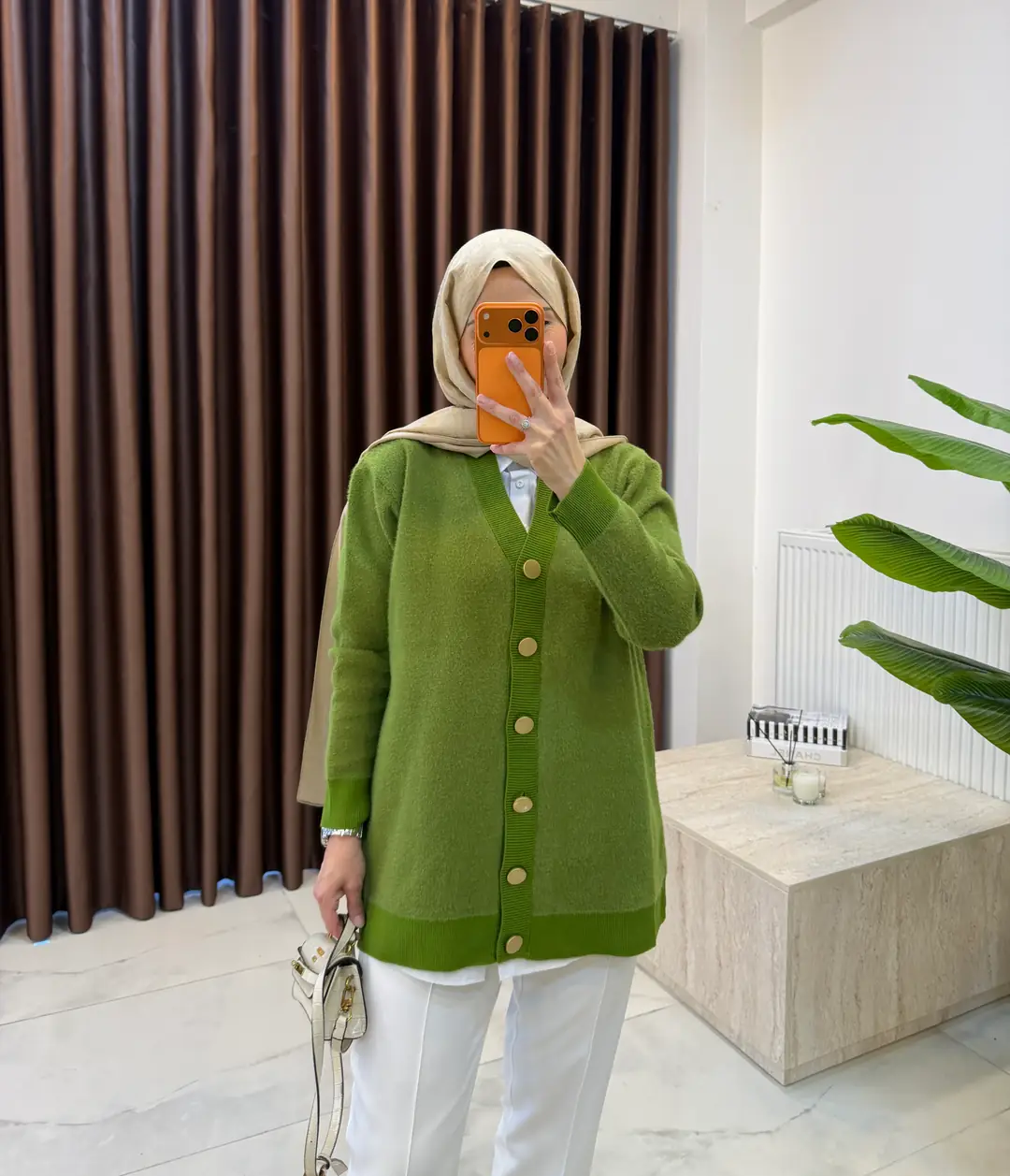 V YAKA ANGORA HIRKA FISTIK