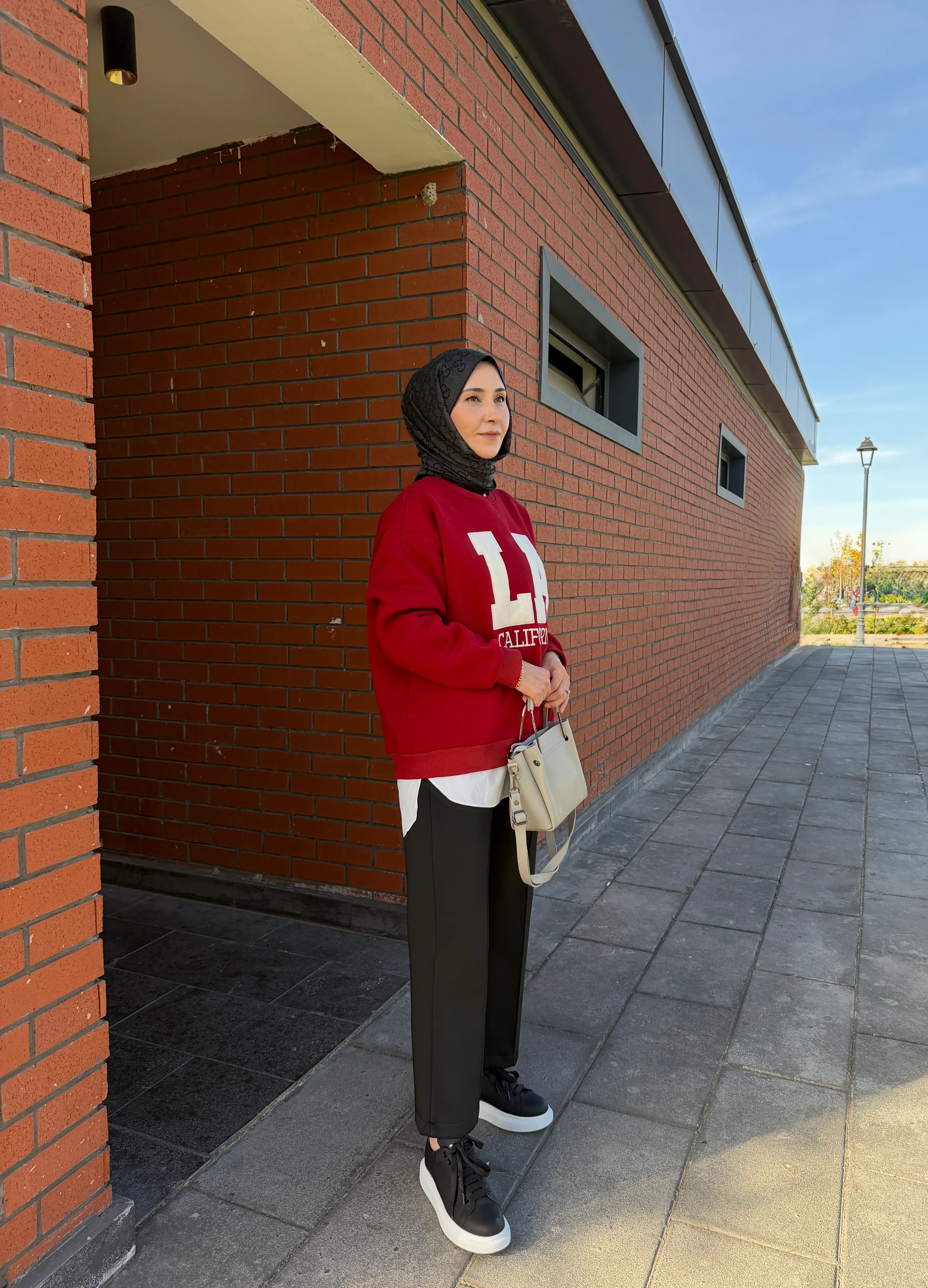 NAKIŞLI CALIFORNIA SWEAT KIRMIZI