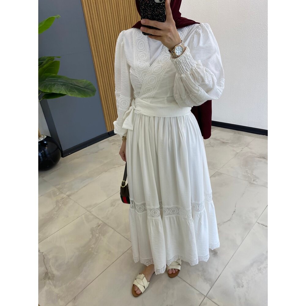 RÜYA ETEKLİ TAKIM BEYAZ