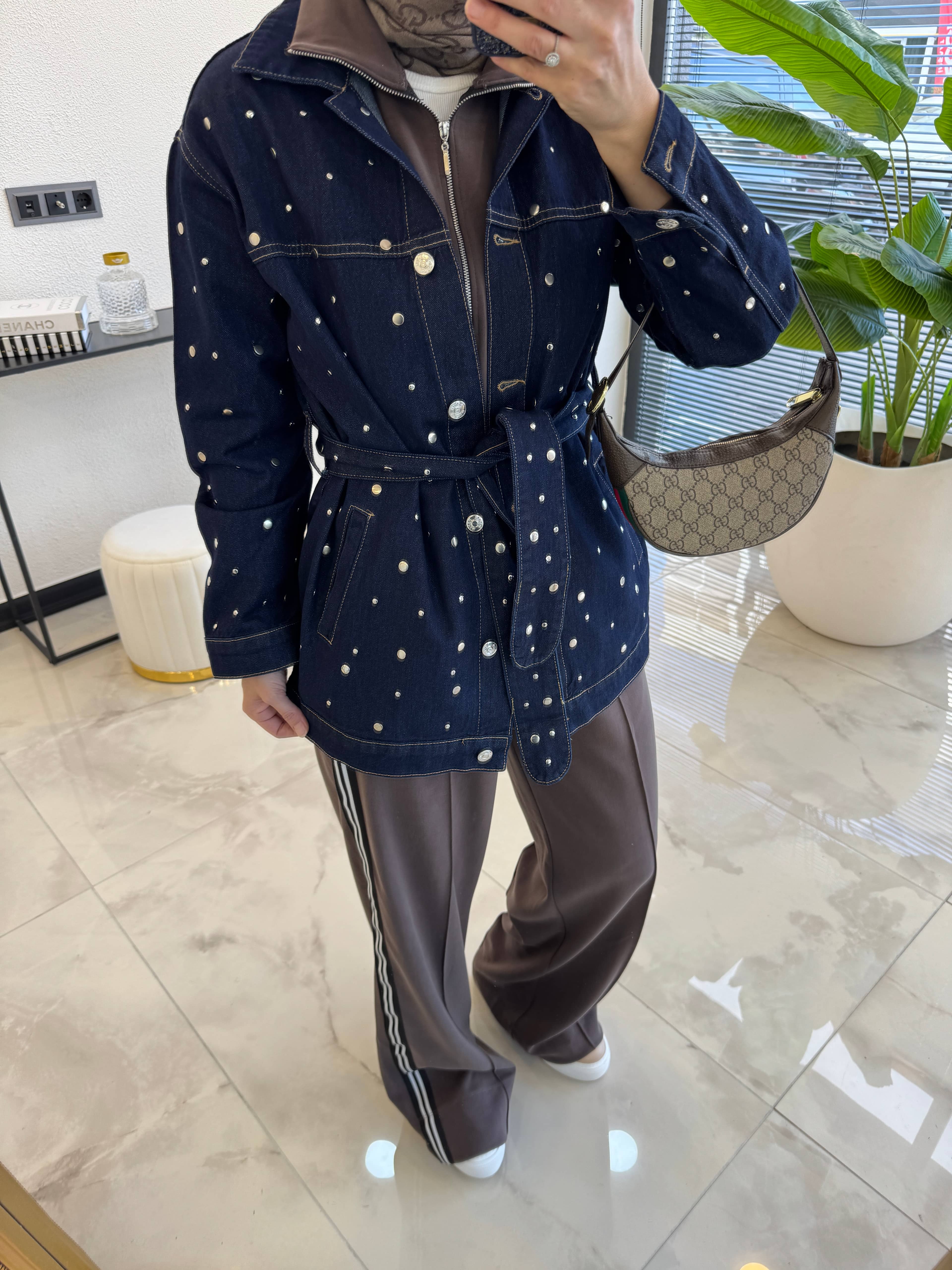 EMMA KOT CEKET