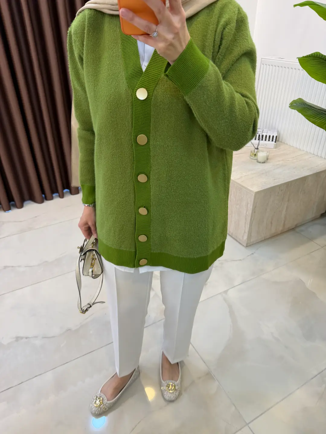 V YAKA ANGORA HIRKA FISTIK