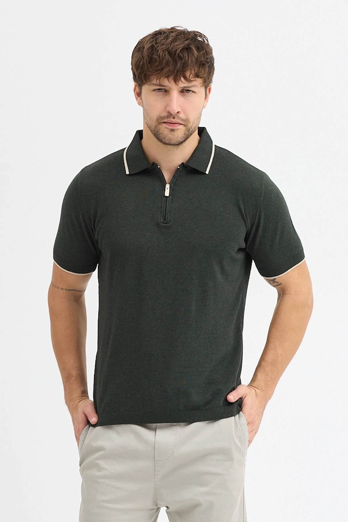 %100 Pamuk Biyeli Yarım Fermuarlı Polo Yaka Triko Tişört - Haki