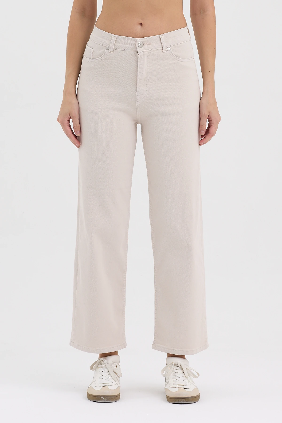 Ekru thumbnail image