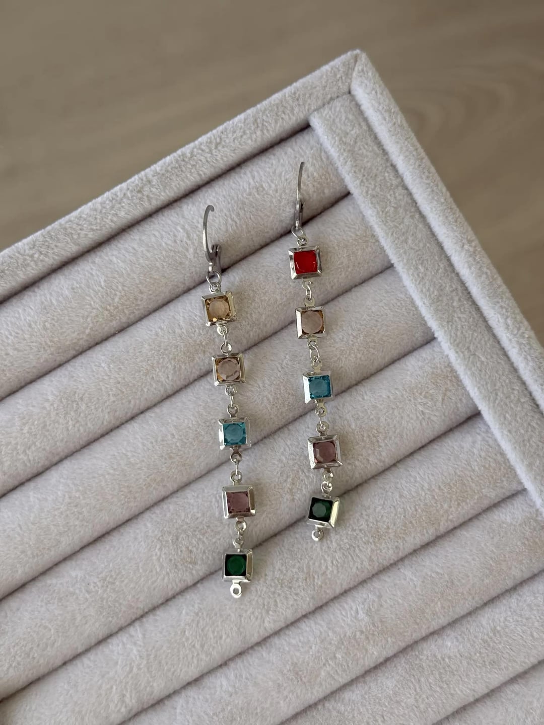 Renkli Kadın Küpe - Gümüş Renk