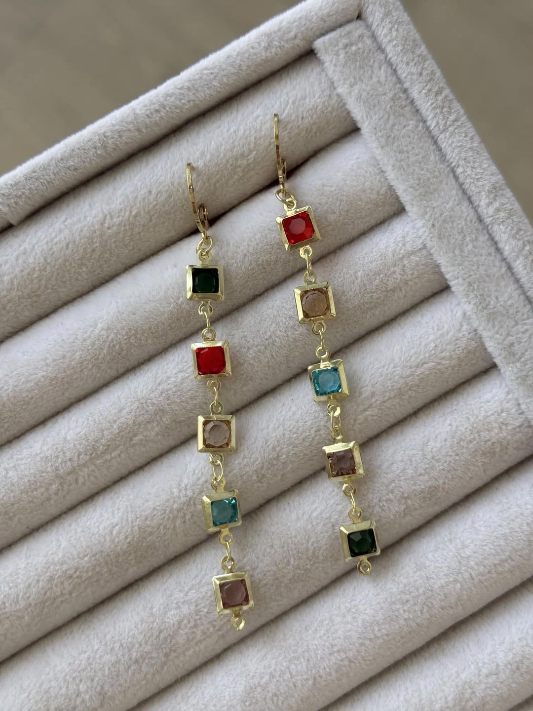 Renkli Kadın Küpe - Gold Renk