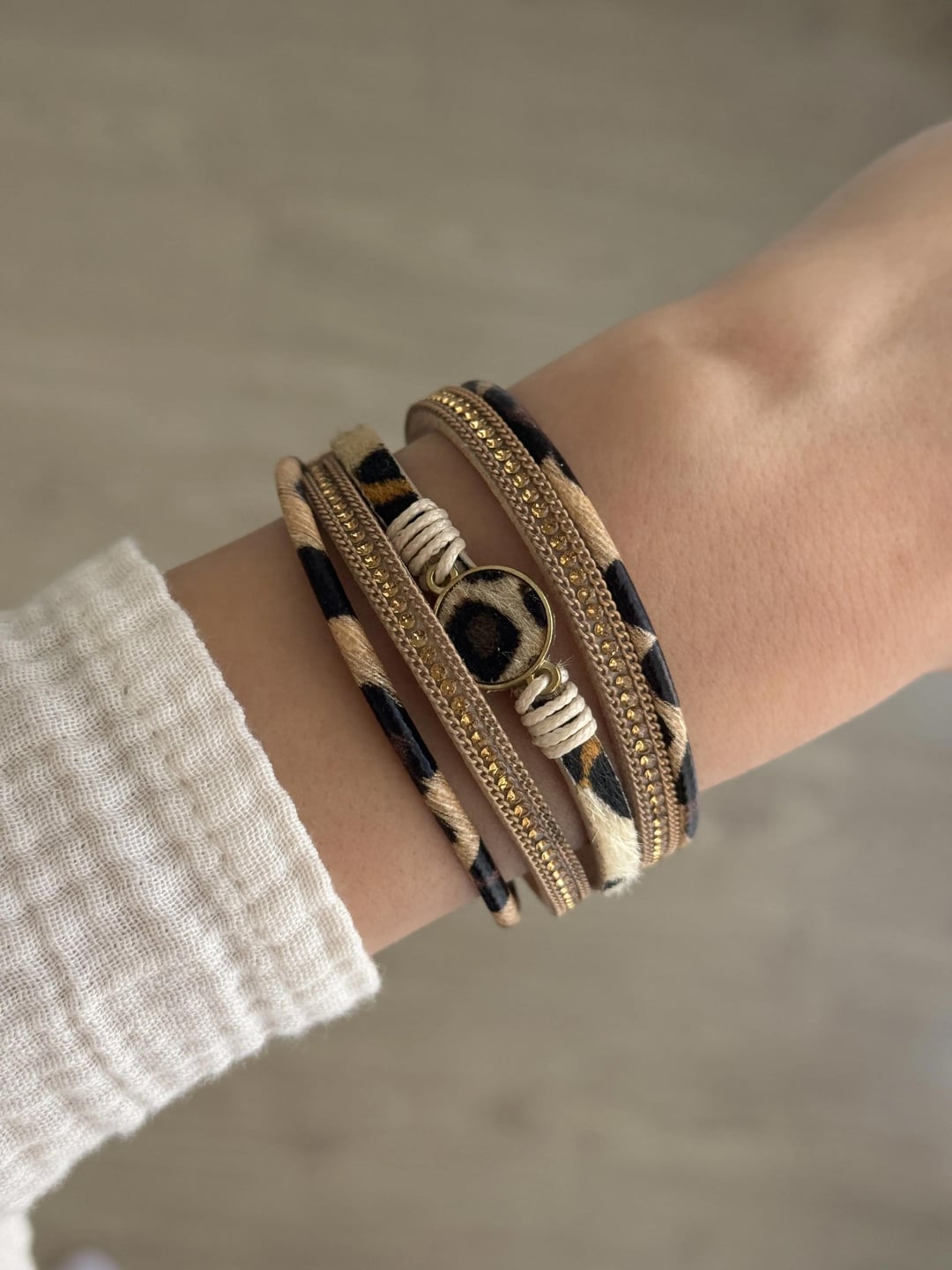 Zirkon Taşlı Çoklu Leopar Bileklik