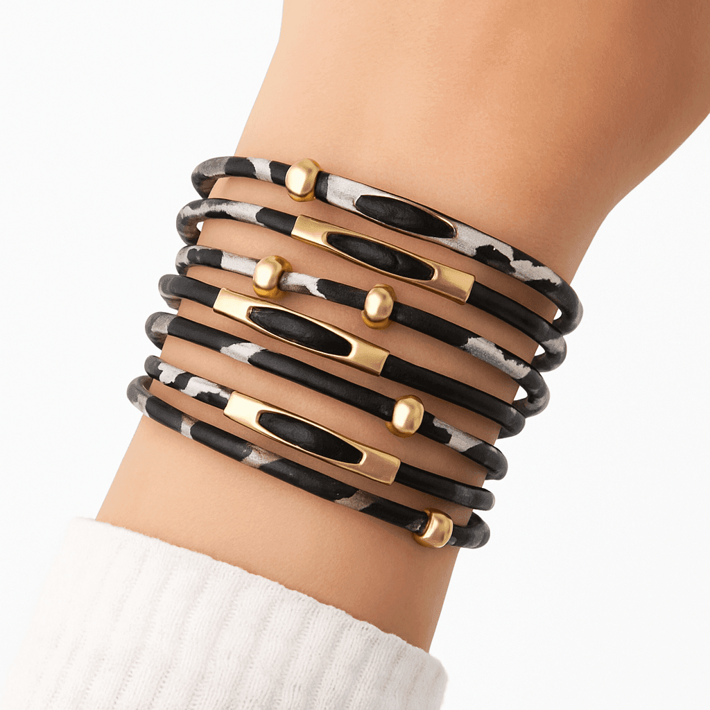 Topçuklu Modern Leopar Bileklik - Beyaz